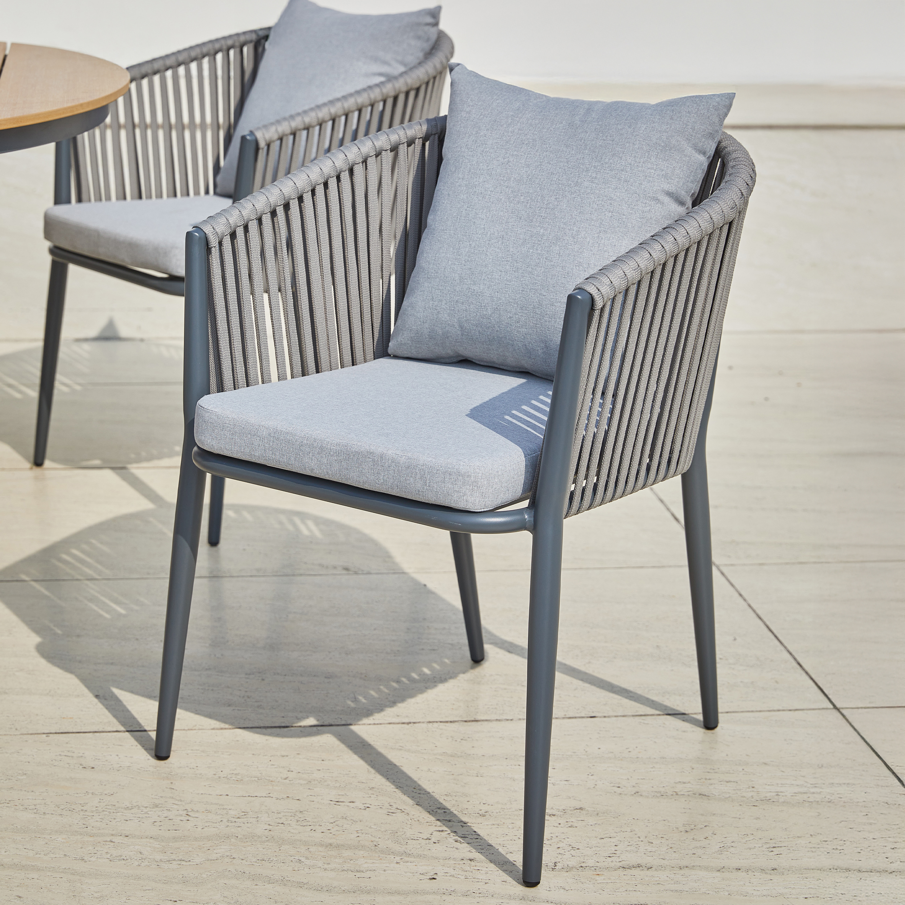 AXI Chay Garden Set with 8 Chairs – Antraciet with Polywood in Wood Effect