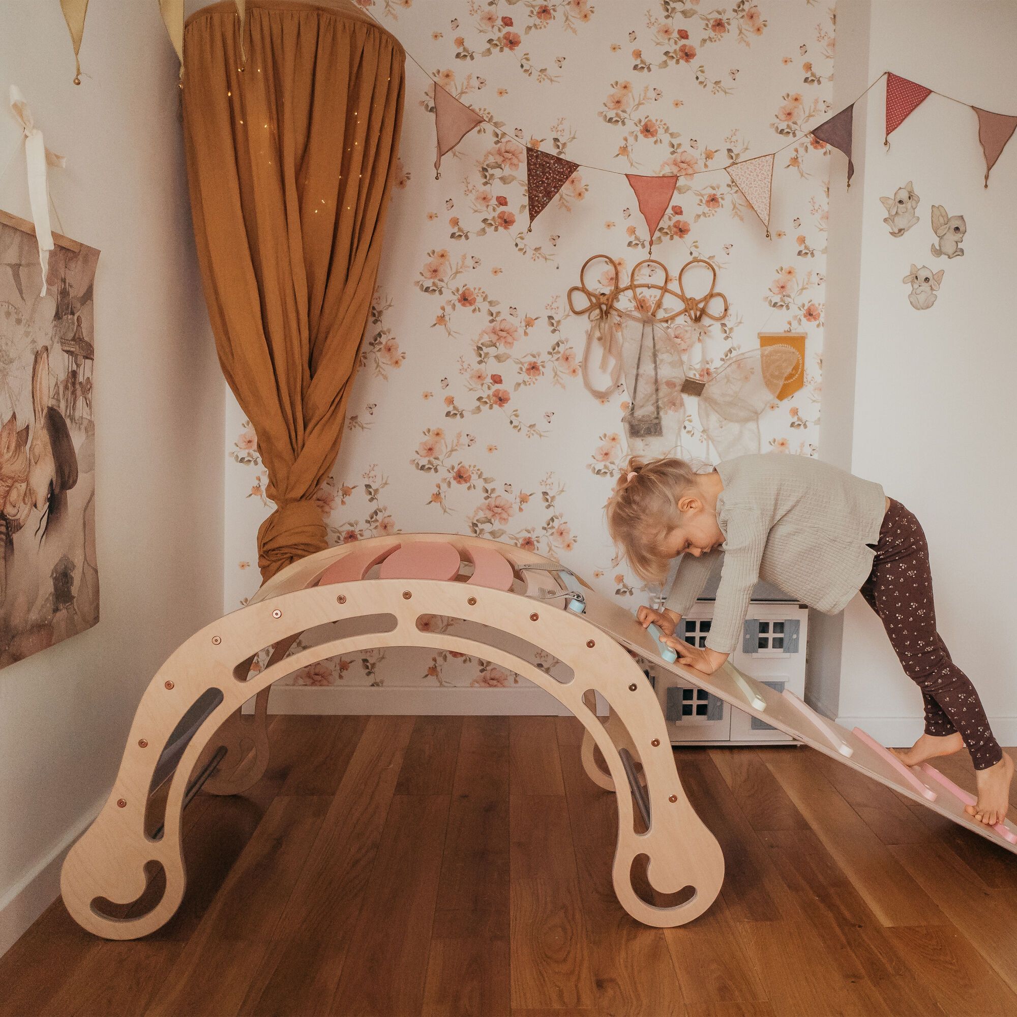 KateHaa Houten XXL Waldorf Rocker met Klimwand Pastel
