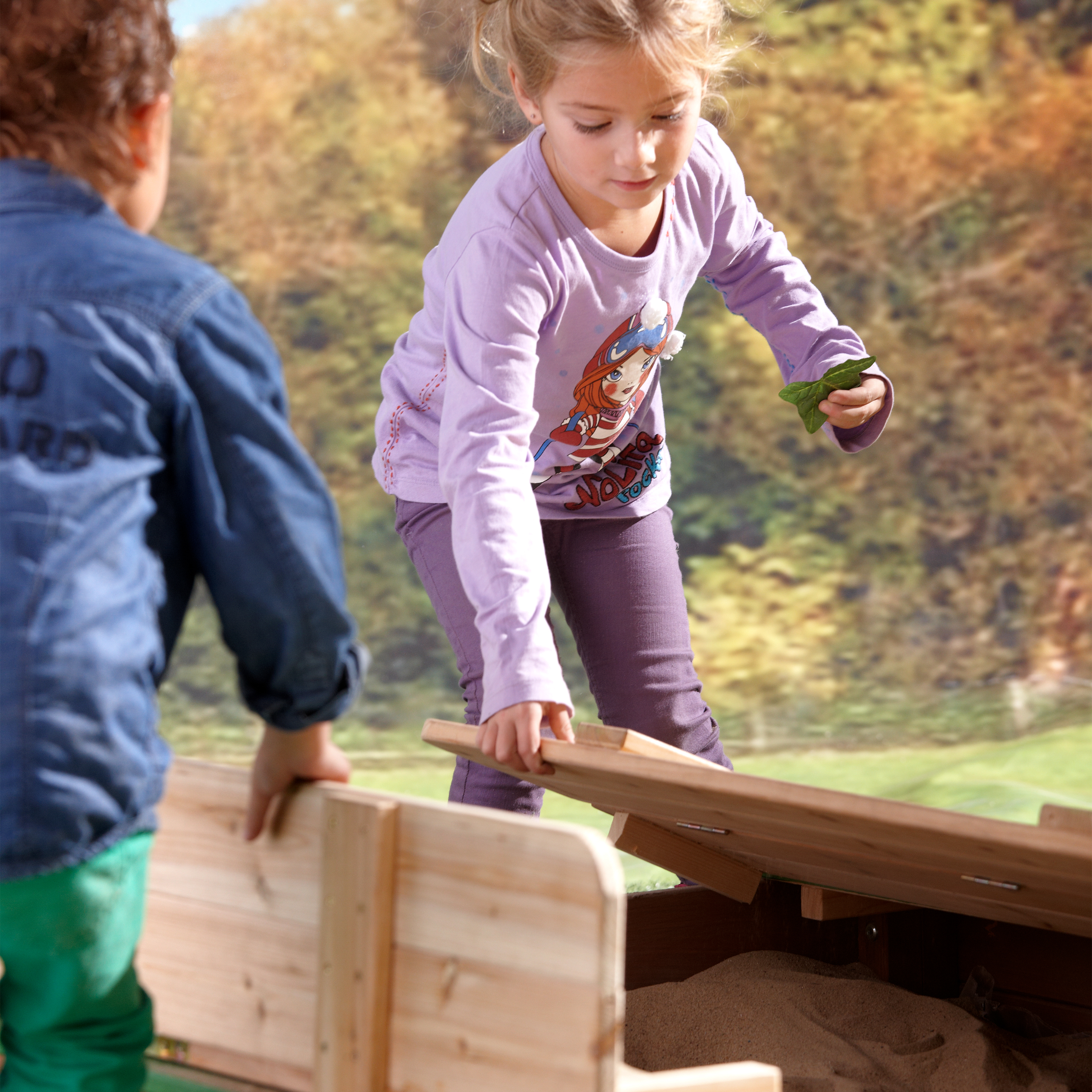 AXI Ella XL Sandbox - 120 x 120 cm - Brown/Green