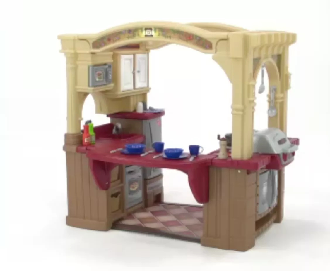 Step2 Grand Walk-In Kitchen & Grill