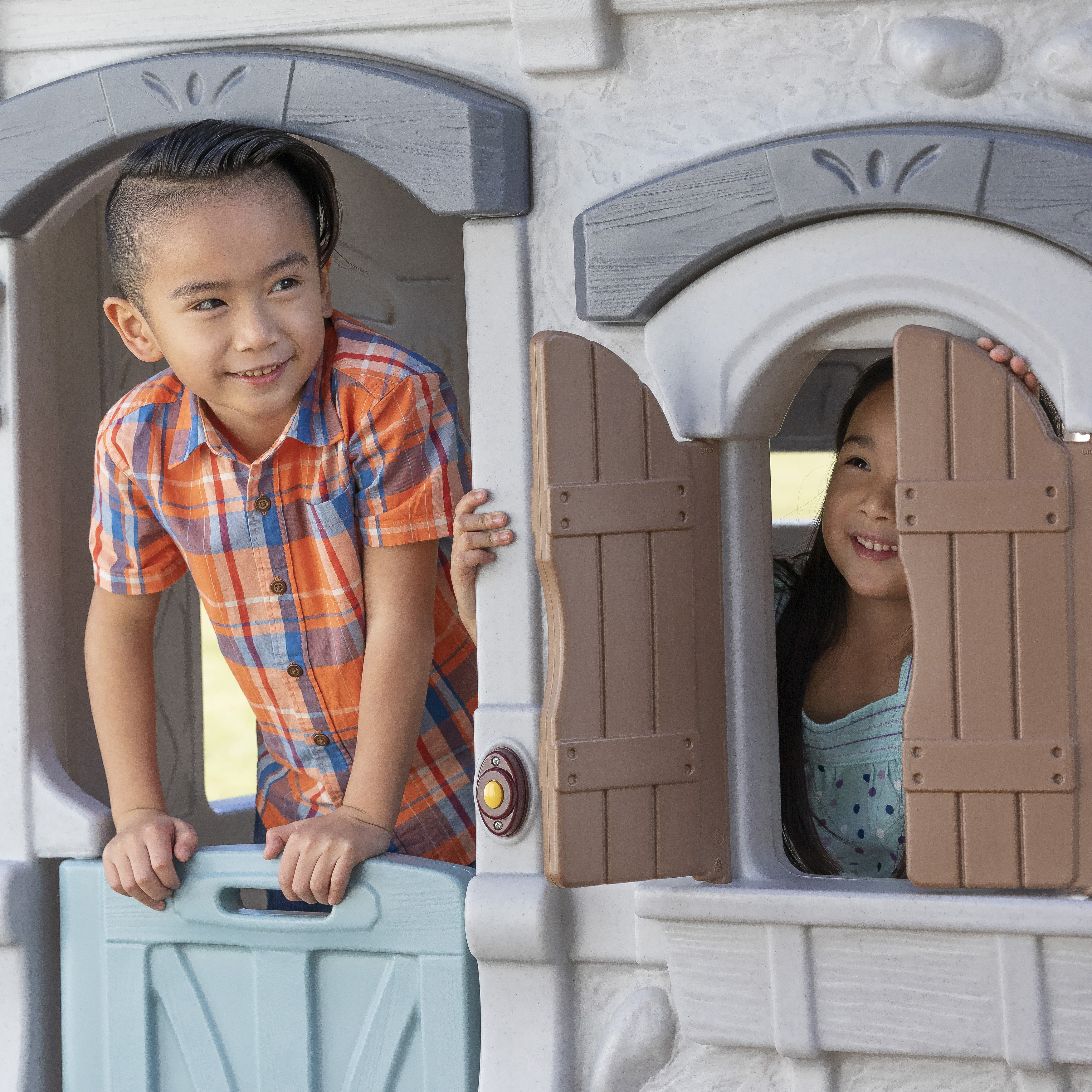 Step2 Enchanting Adventures 2-story Playhouse & Slide