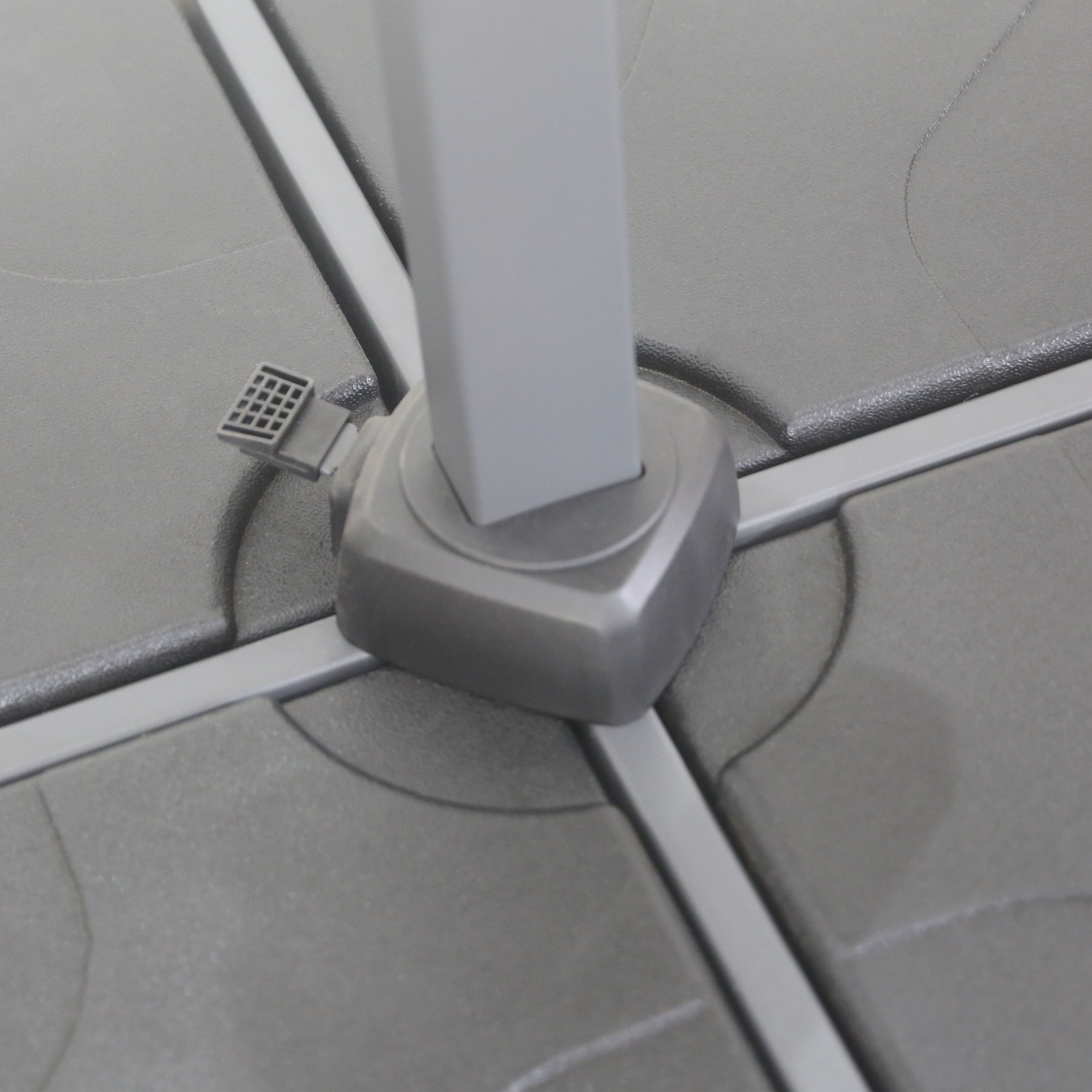 AXI Alina Cantilever Parasol 300x300cm Anthracite/Grey