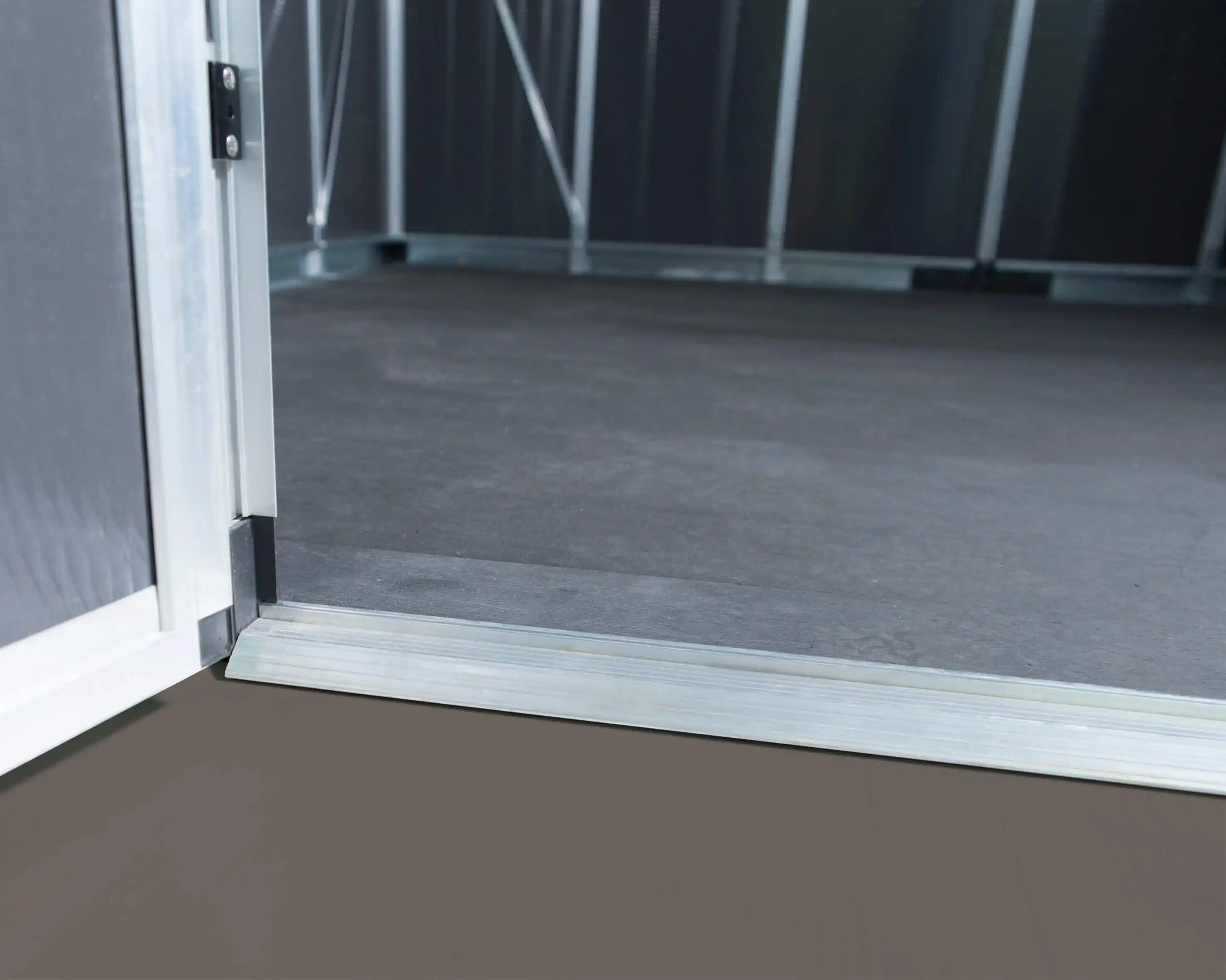 Canopia Yukon grote 395X332 cm schuur met vloer Donkergrijs-7290108137316 Canopia Yukon grote 395X332 cm schuur met vloer Donkergrijs