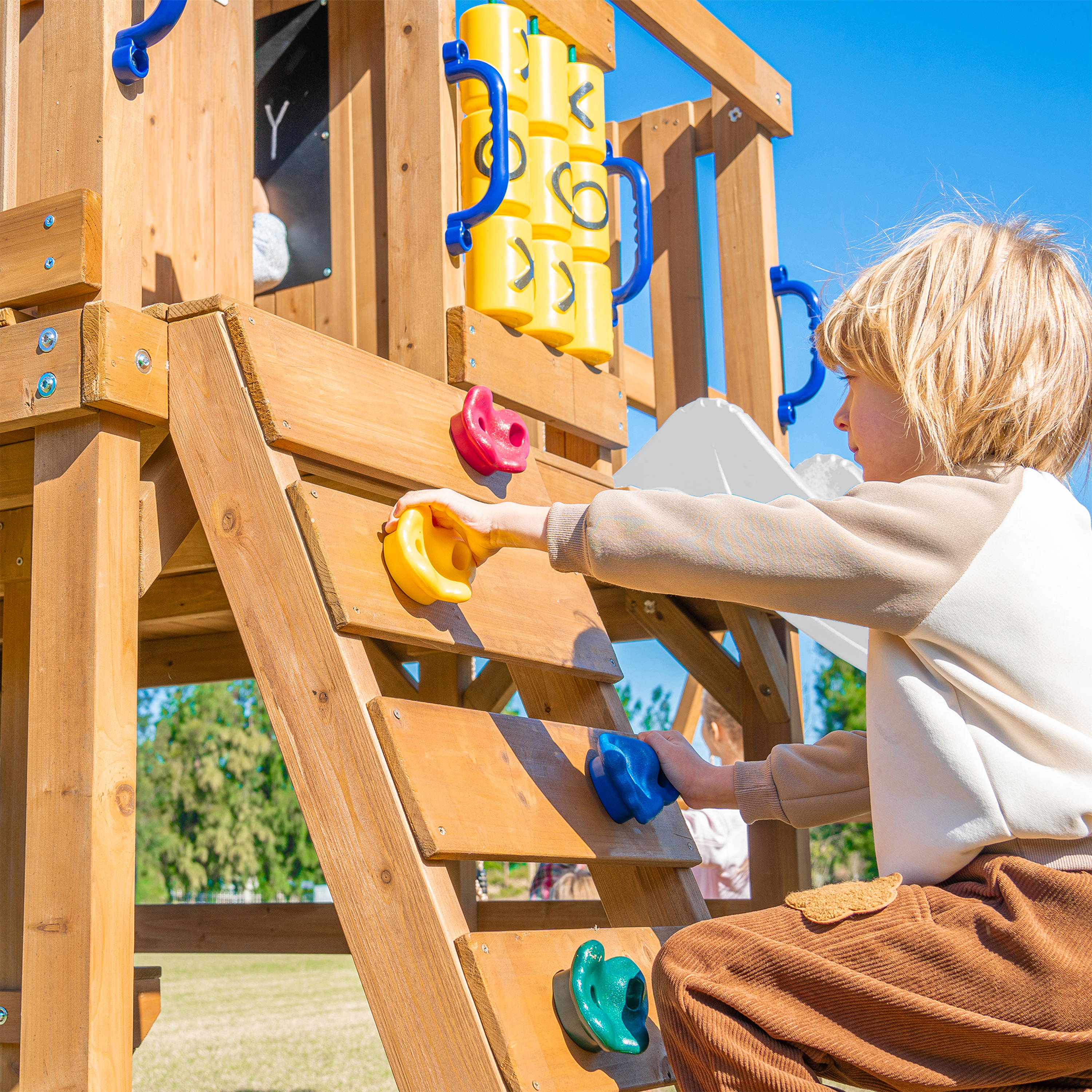 AXI Jack Climbing Frame with Double Swing and Trapeze – White Slide