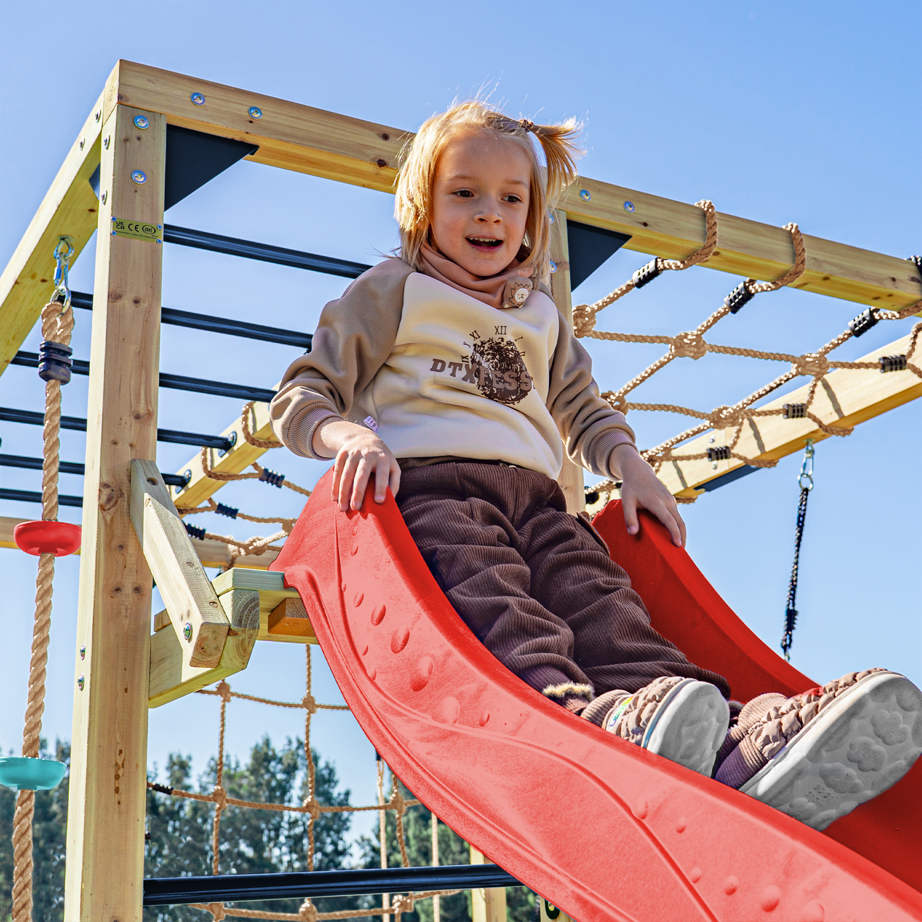 AXI Boris Wooden Playcentre with Swings, Trapeze, Climbing Nets and Monkey Bars – Red Slide