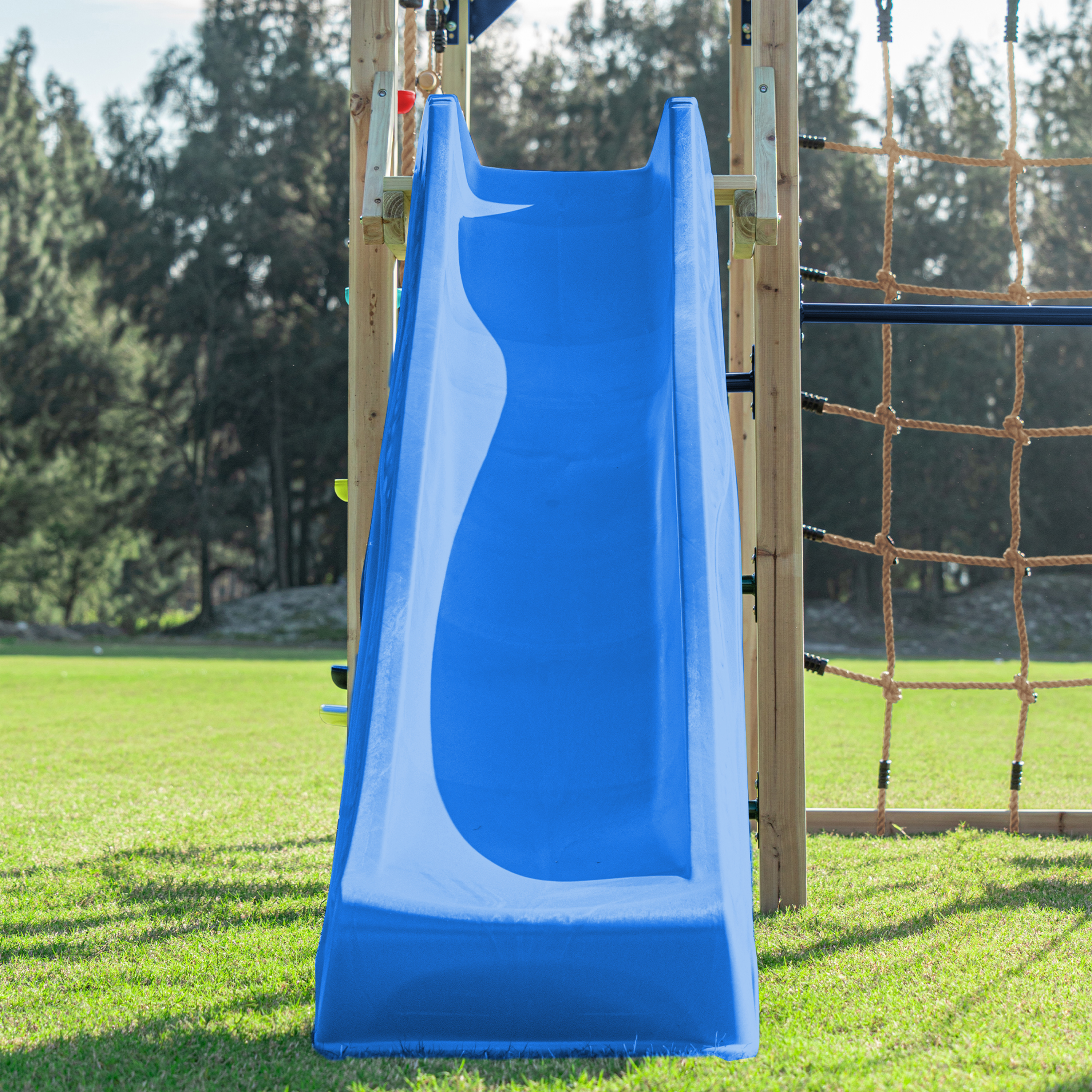 AXI Boris Wooden Playcentre with Swings, Trapeze, Climbing Nets and Monkey Bars – Blue Slide