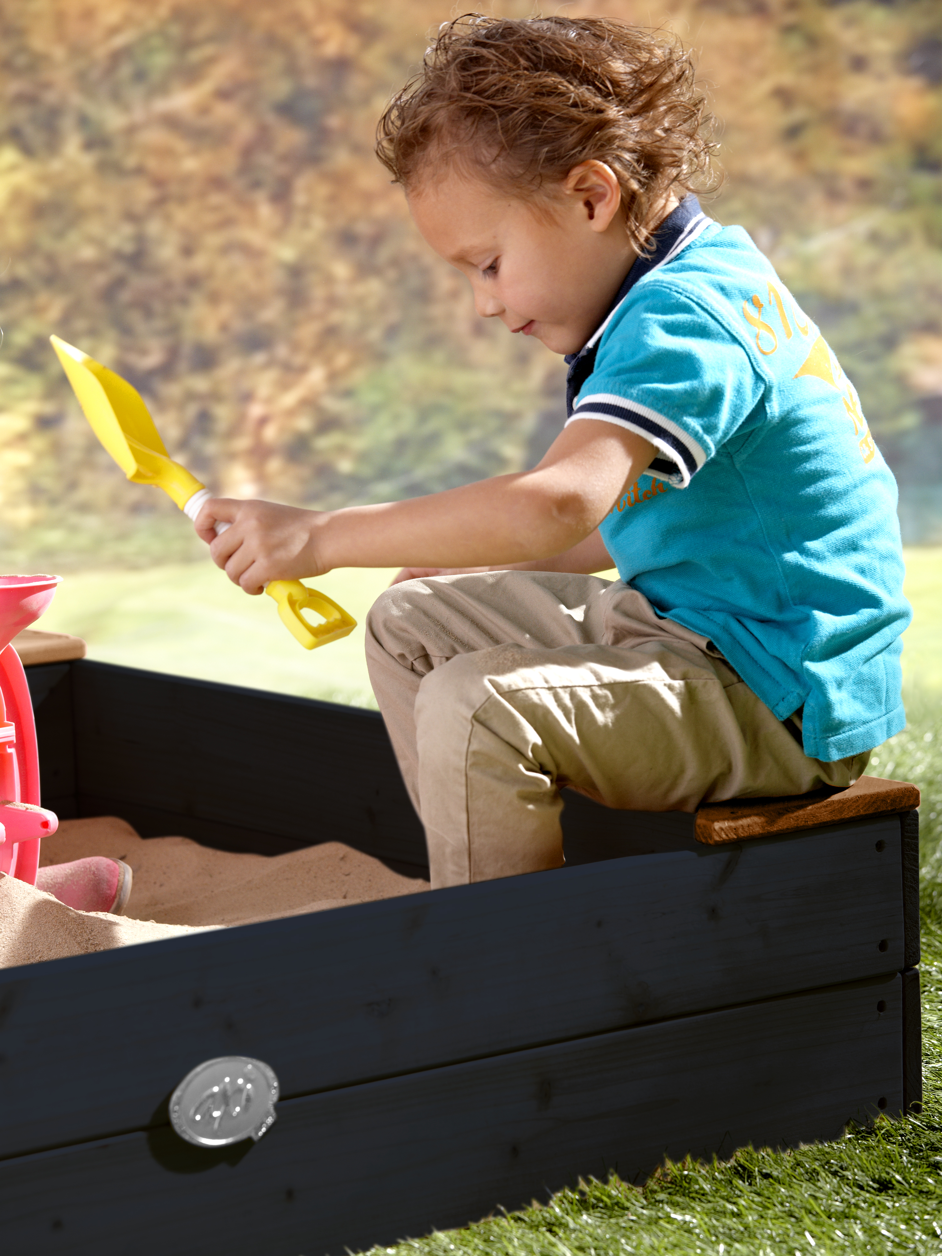 AXI Amy Sandbox with Storage and Bench - 115 x 115 cm - Anthracite/Brown