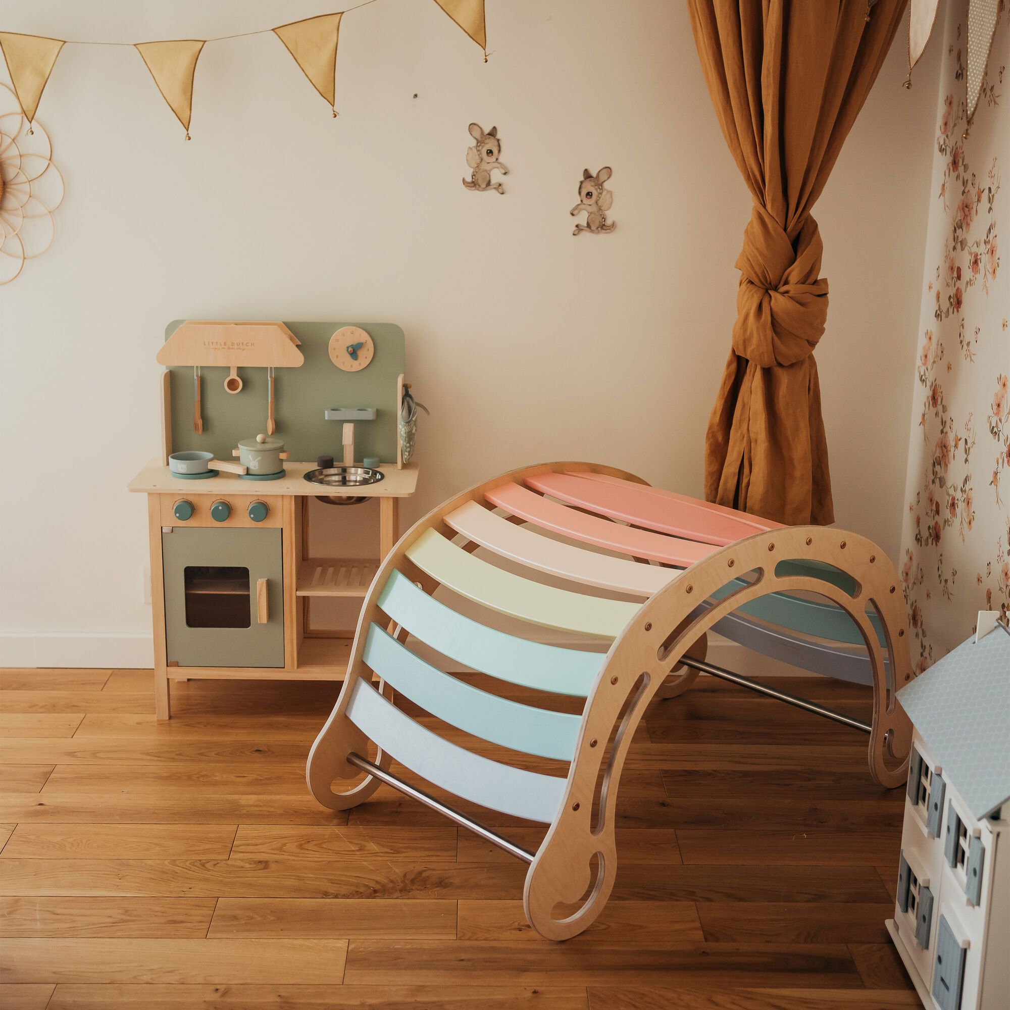 KateHaa Houten XXL Waldorf Rocker met Klimwand Pastel