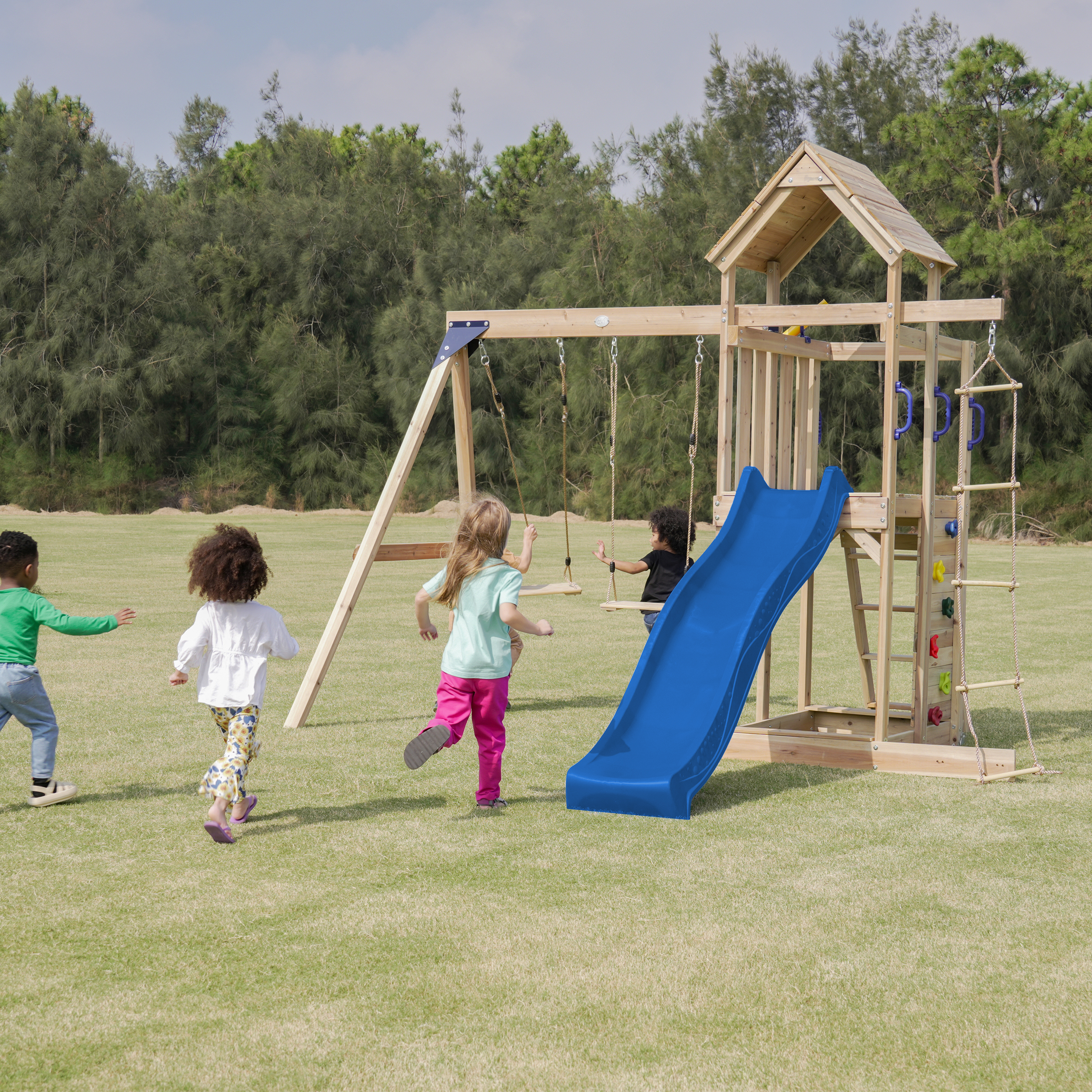 AXI Moos Aire de jeux avec balançoire double et échelle en corde marron - toboggan bleu 