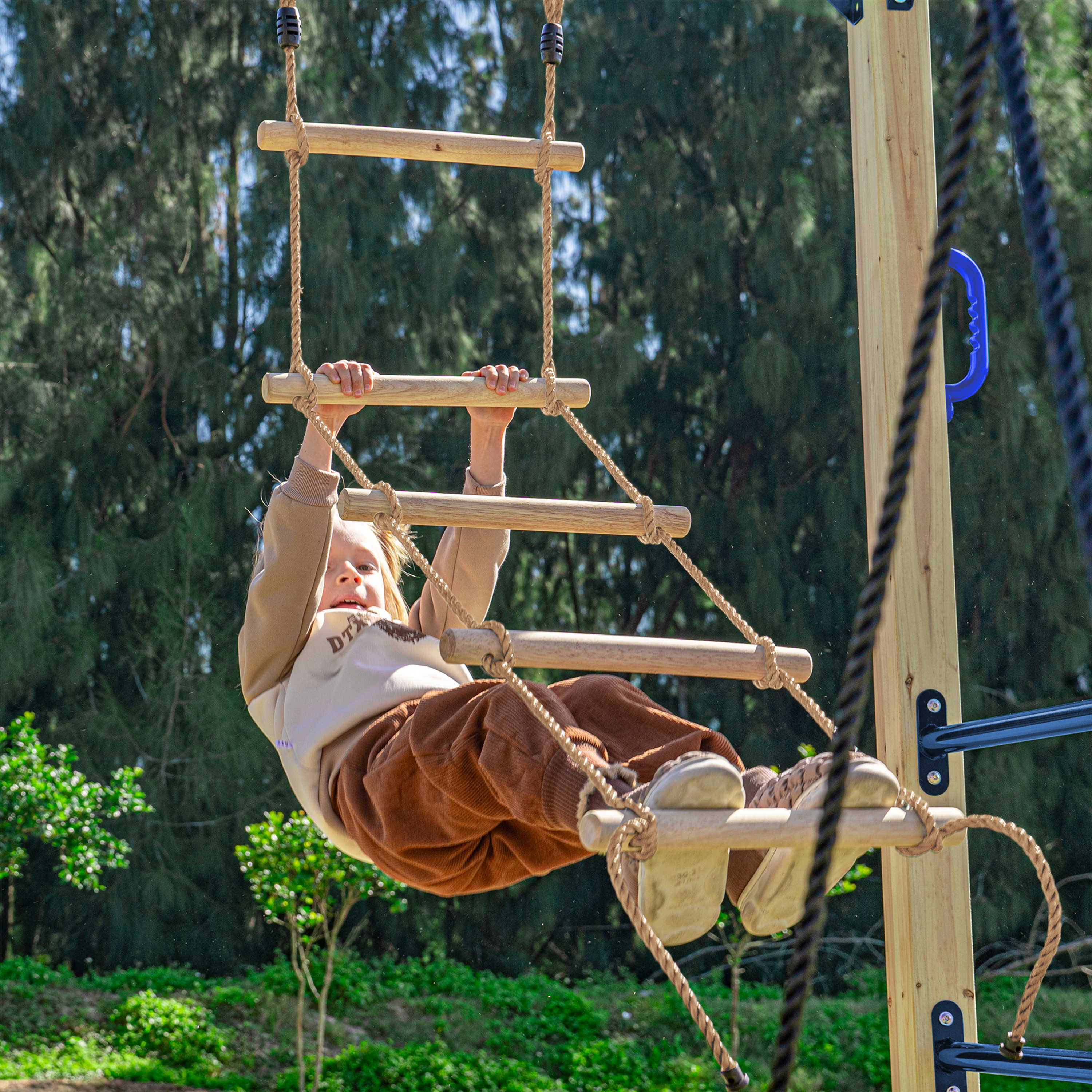 AXI Boris Wooden Playcentre with Swings, Trapeze, Climbing Nets and Monkey Bars – Red Slide