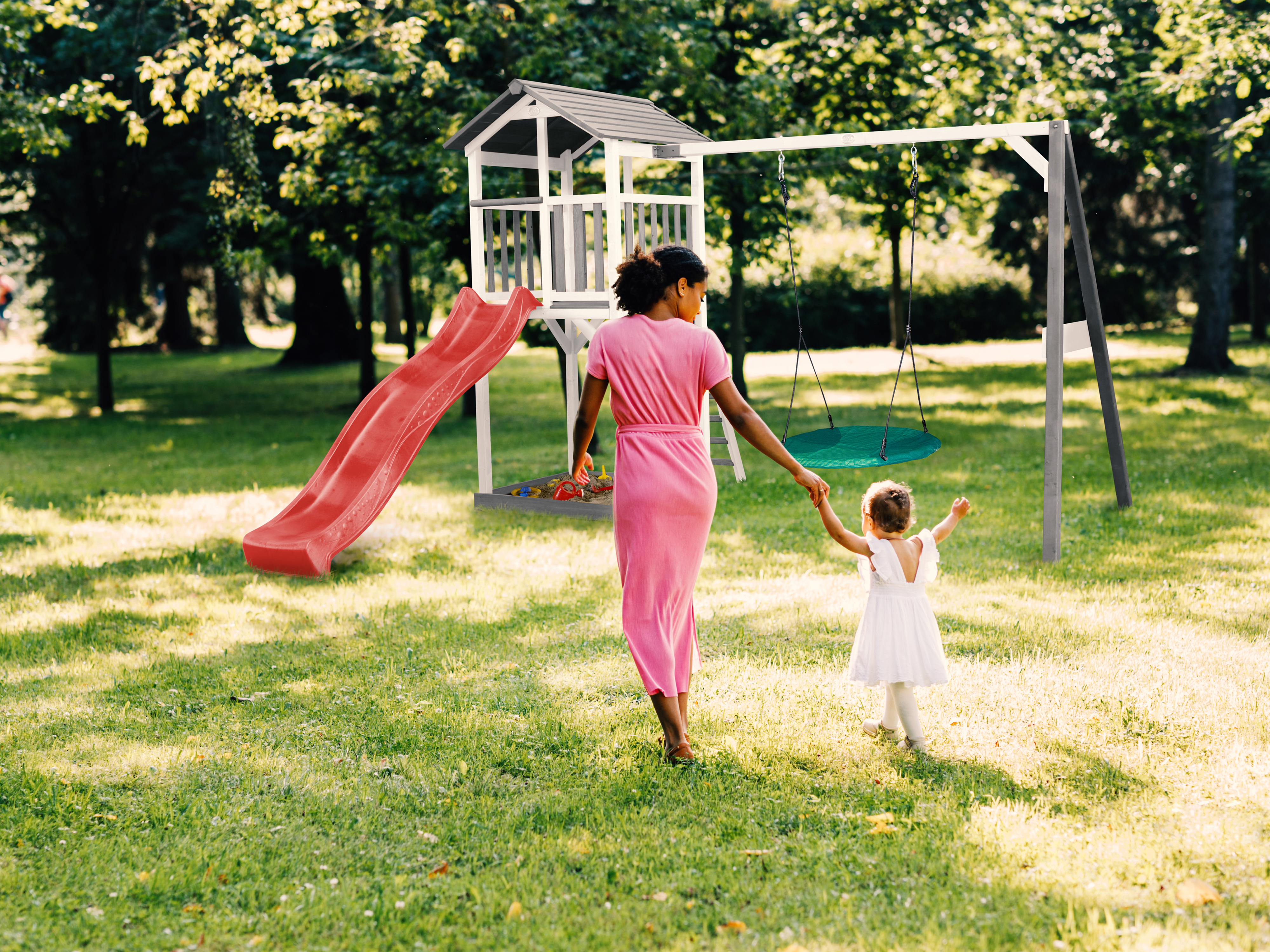 AXI Beach Tower with Summer Nest Swing Set Grey/White - Red Slide