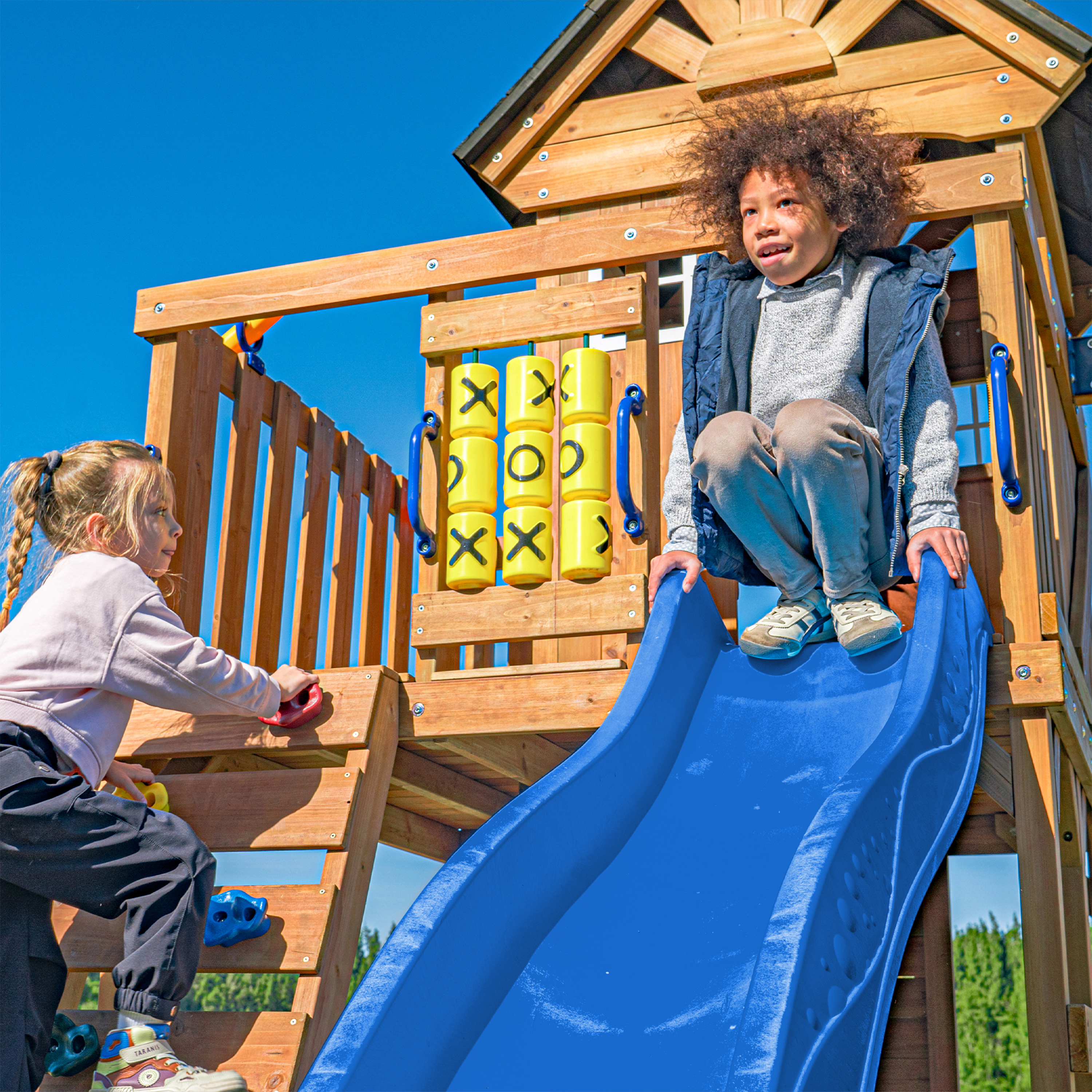 AXI Jack Climbing Frame with Double Swing and Trapeze – Blue Slide