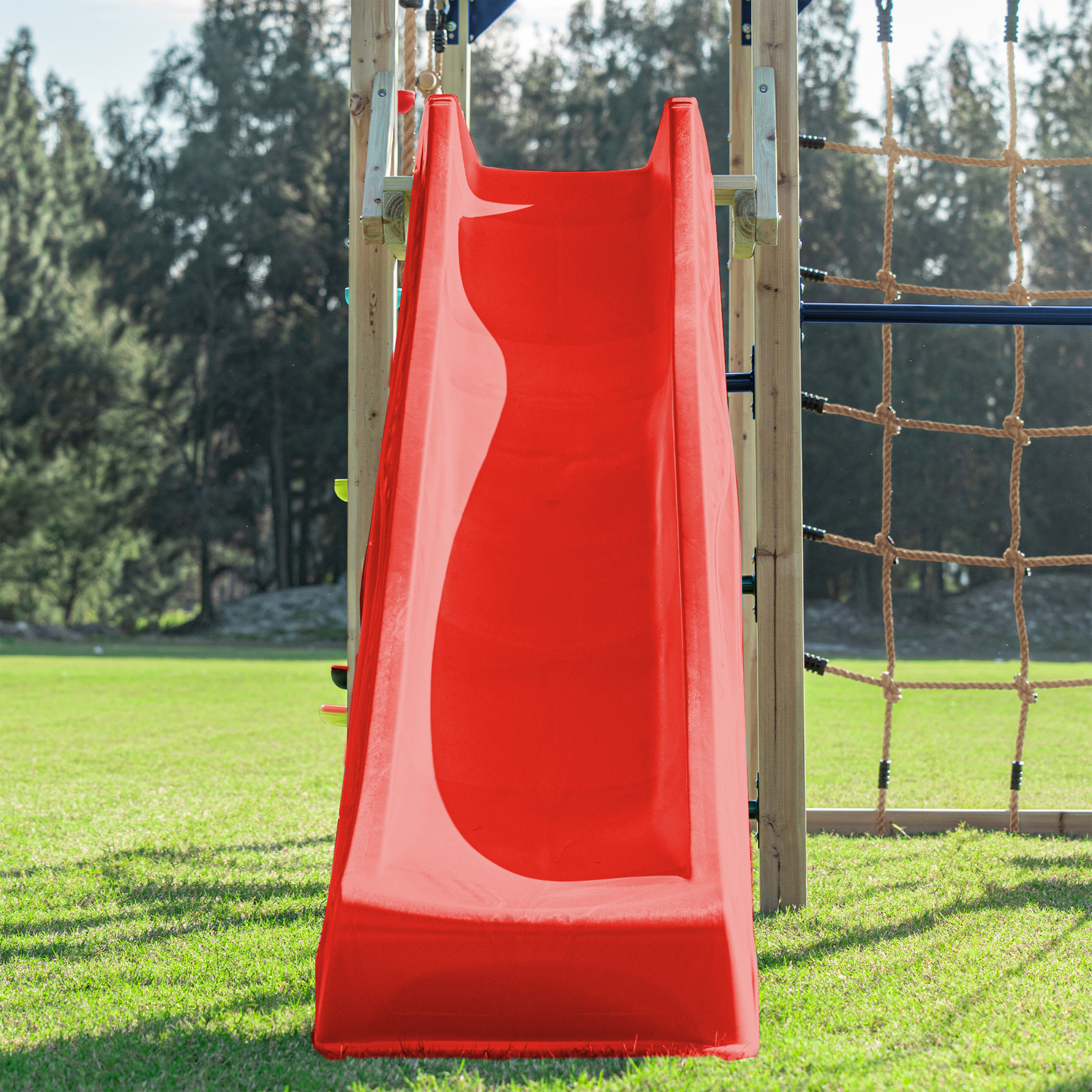 AXI Boris Wooden Playcentre with Swings, Trapeze, Climbing Nets and Monkey Bars – Red Slide
