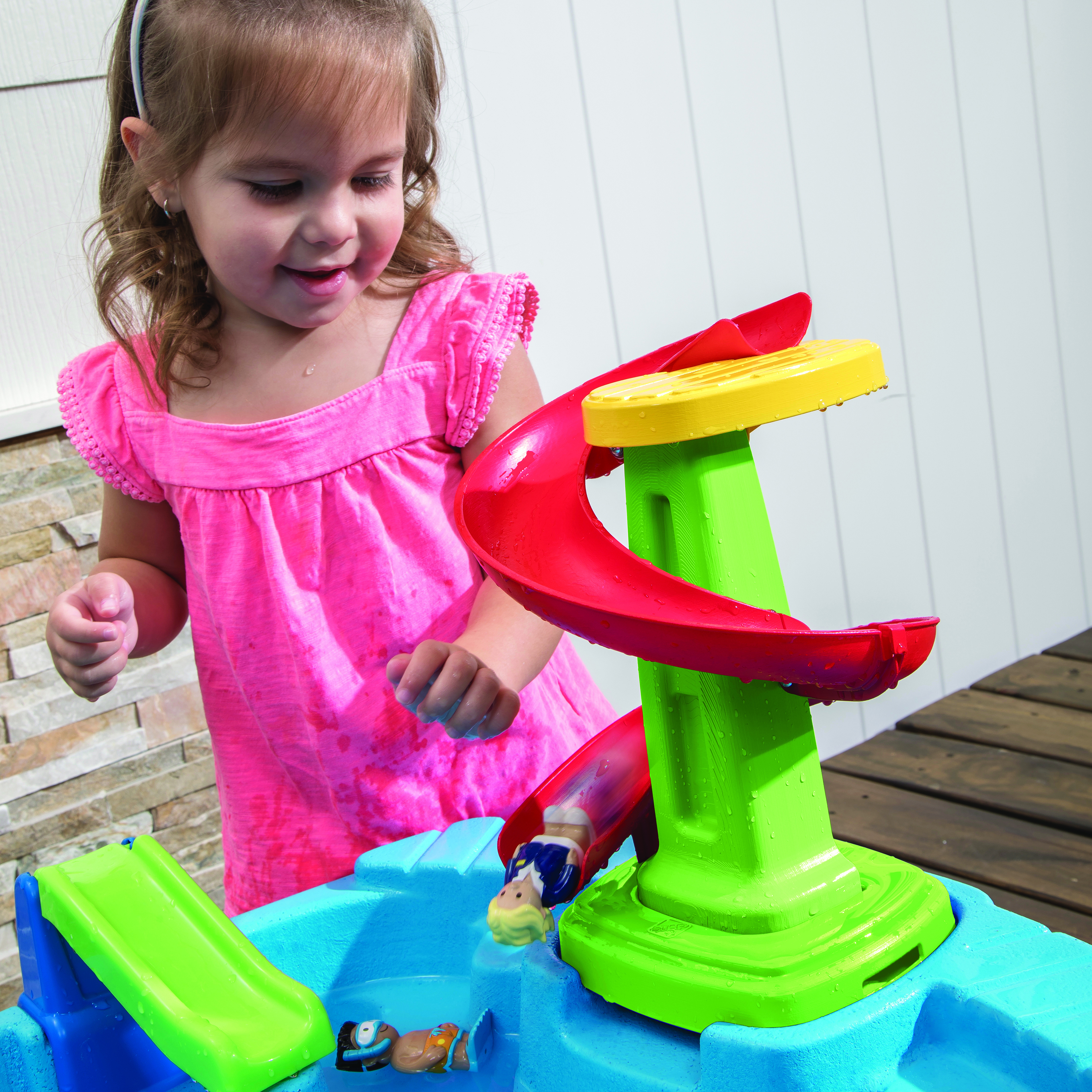 Step2 Fiesta Cruise Sand & Water Table