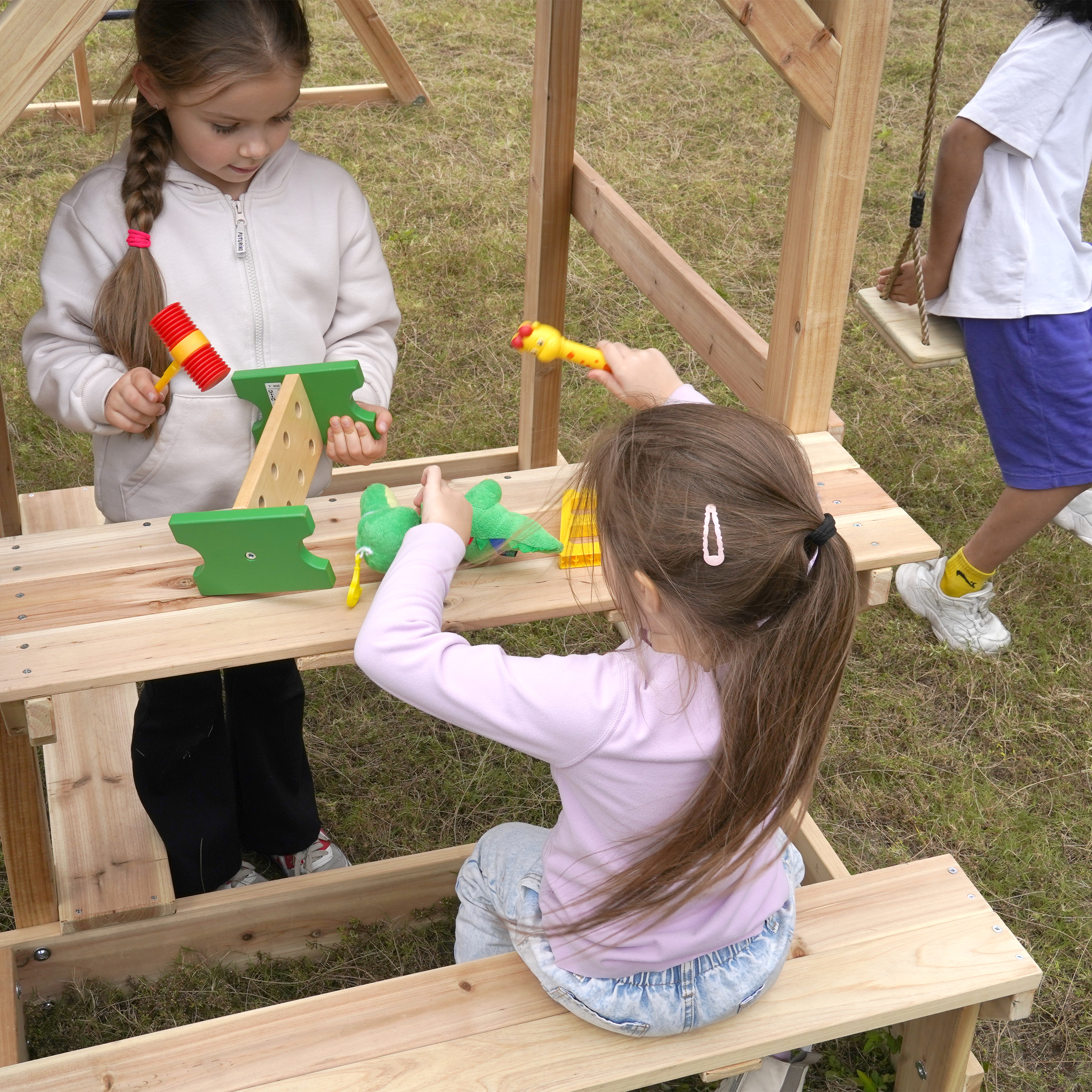 AXI Duncan Climbing Frame with Swings, Climbing Frames and Monkey Bars – Green Slide