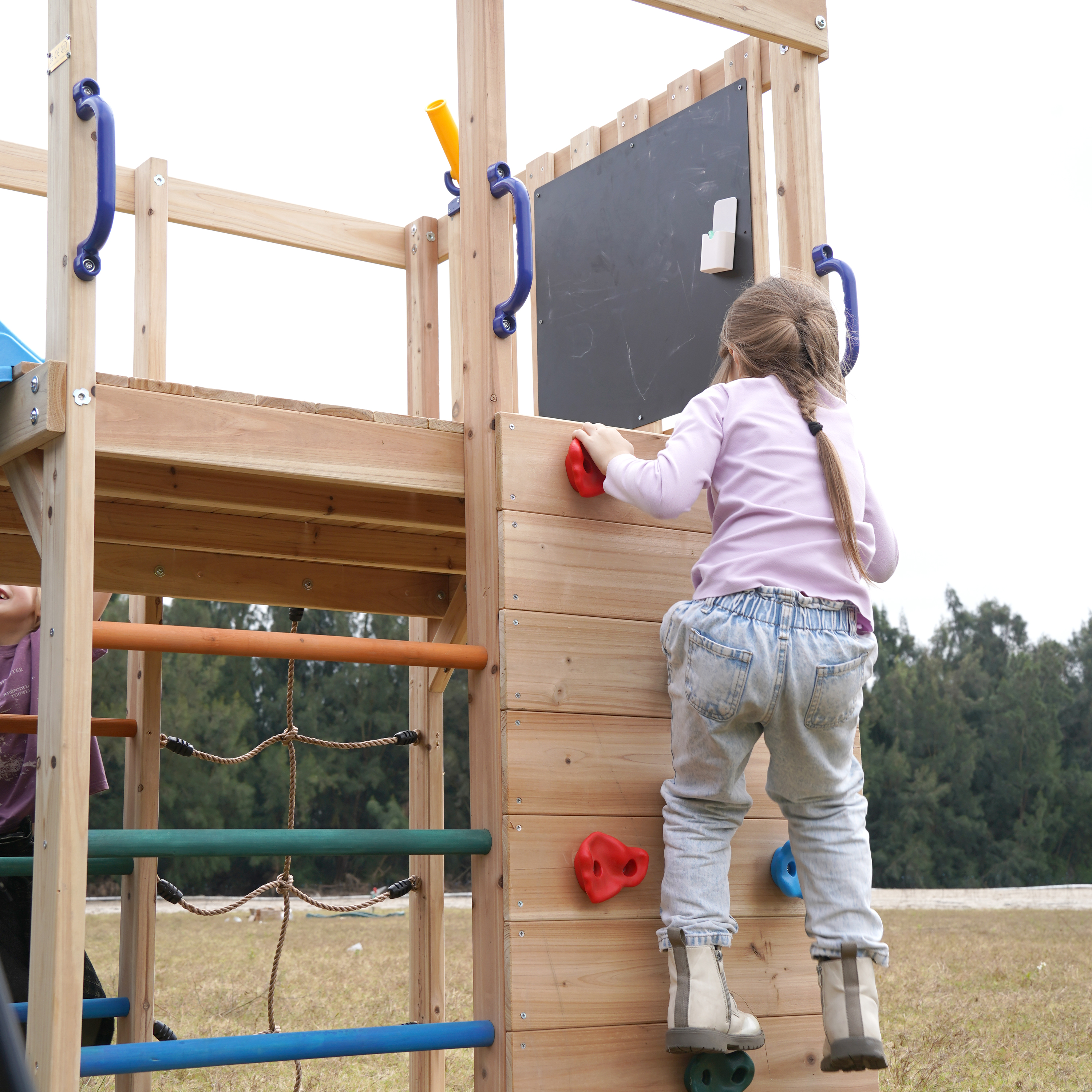 AXI Sam Climbing Frame with Climbing Wall. Climbing Net and Monkey Bars – Blue Slide
