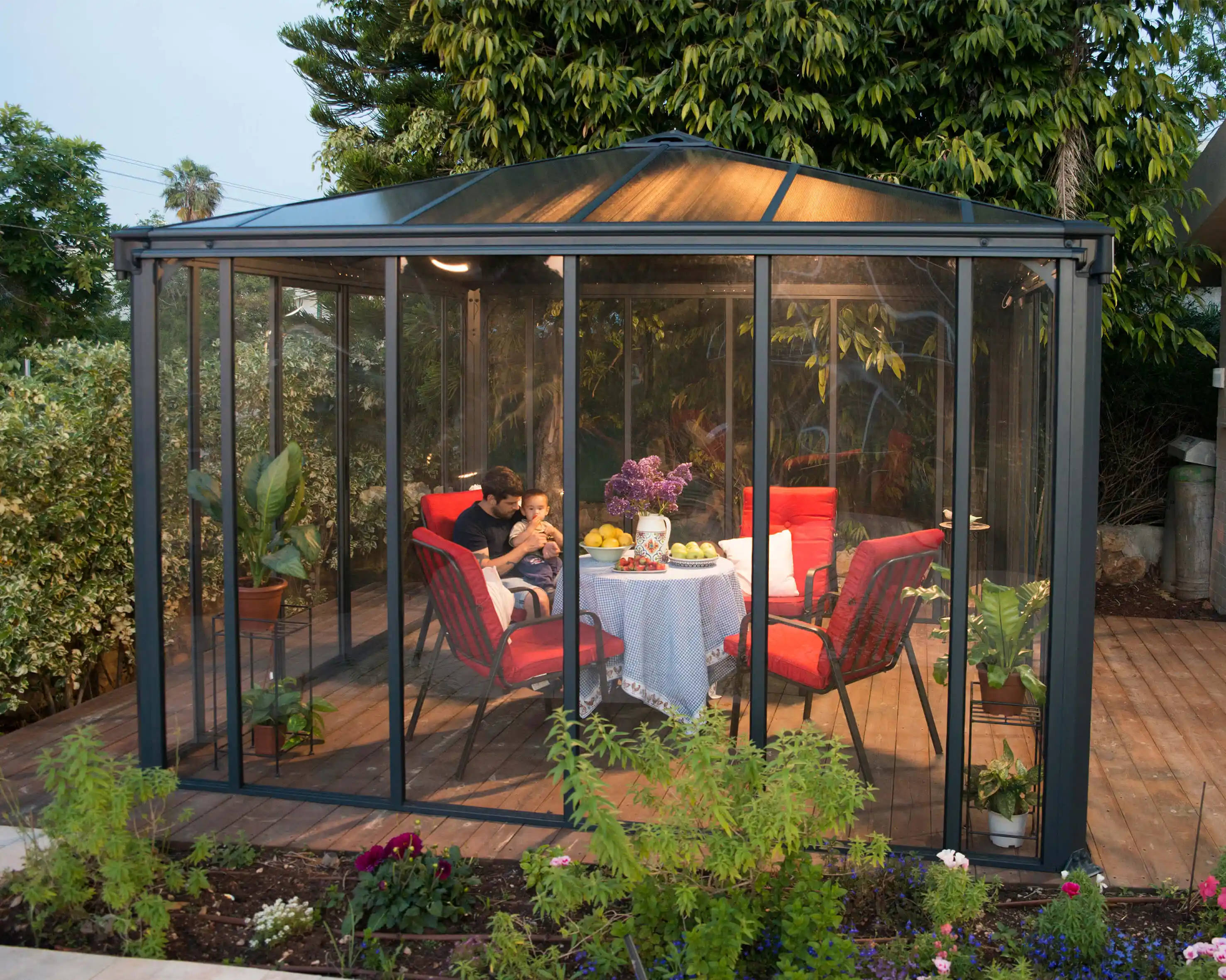 Canopia Ledro 360X360 cm Gesloten tuinpaviljoen Donkergrijs Brons-7290108136531 Canopia Ledro 360X360 cm Gesloten tuinpaviljoen Donkergrijs Brons