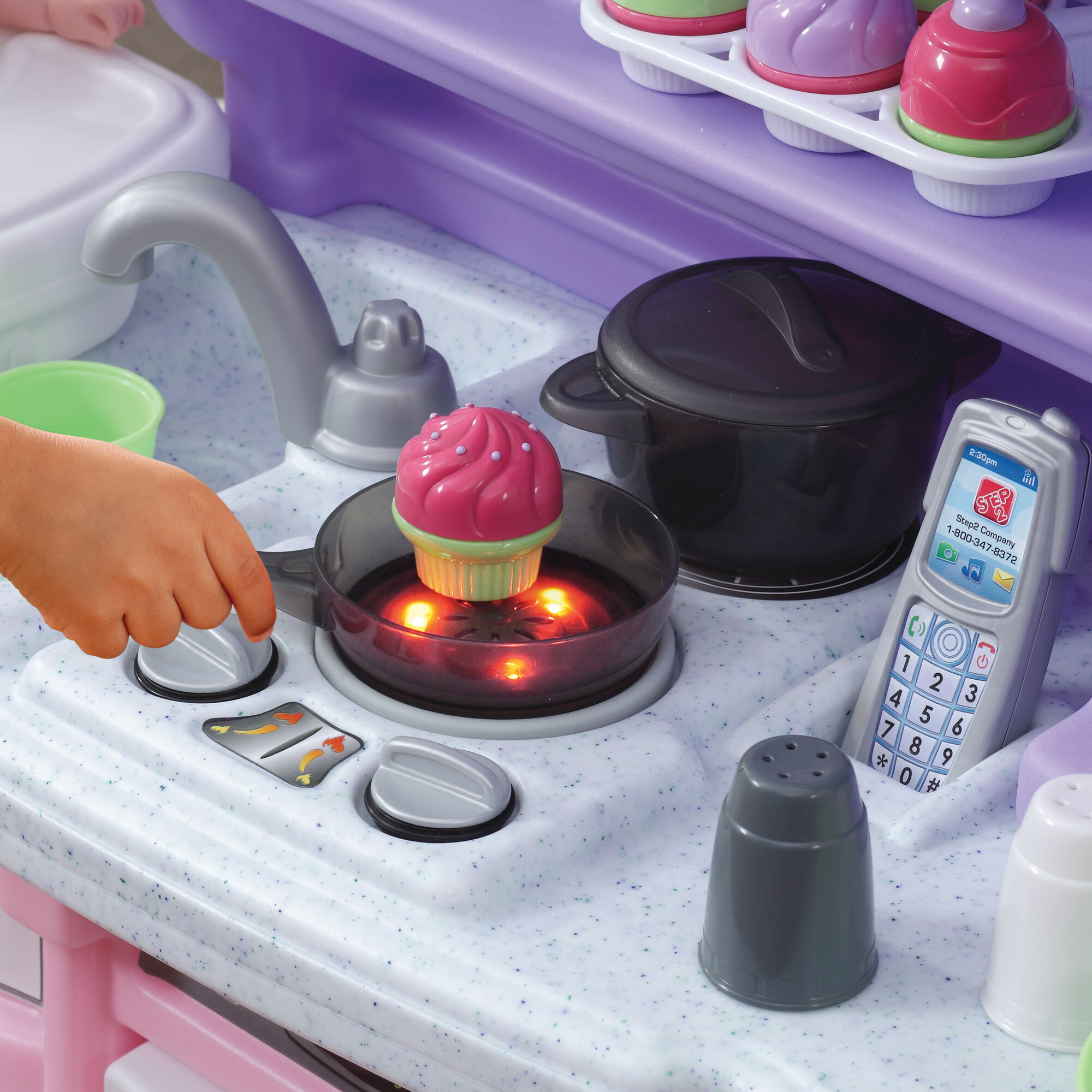 Step2 Little Baker's Kitchen