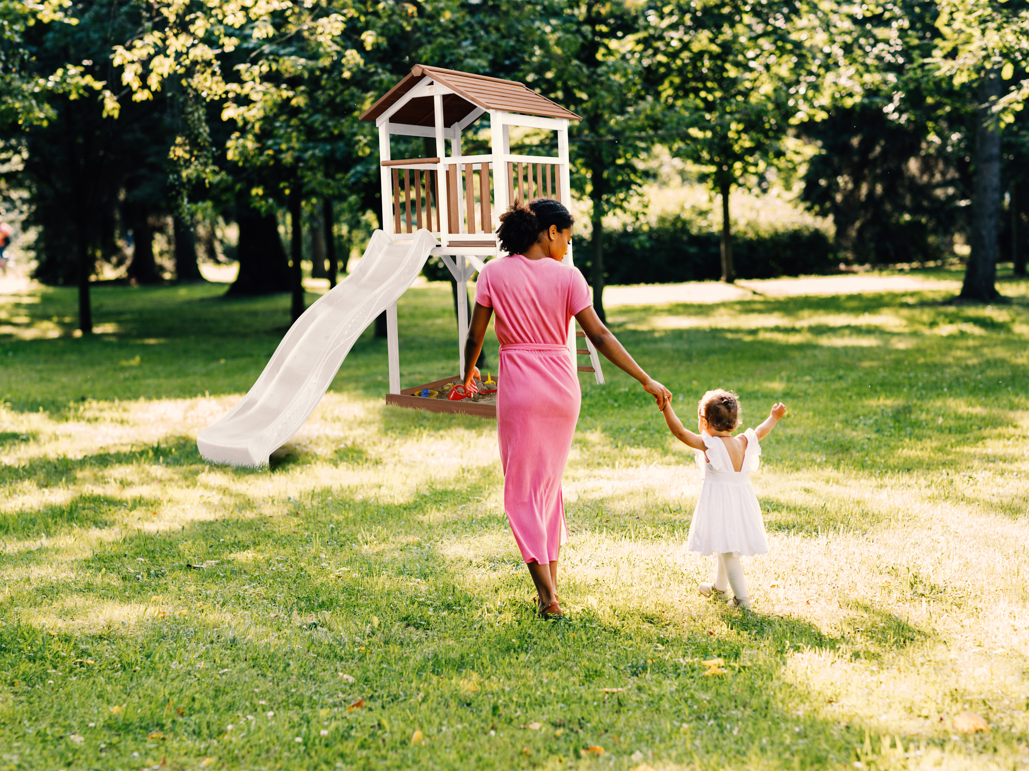 AXI Beach Tower Brown/White - White Slide