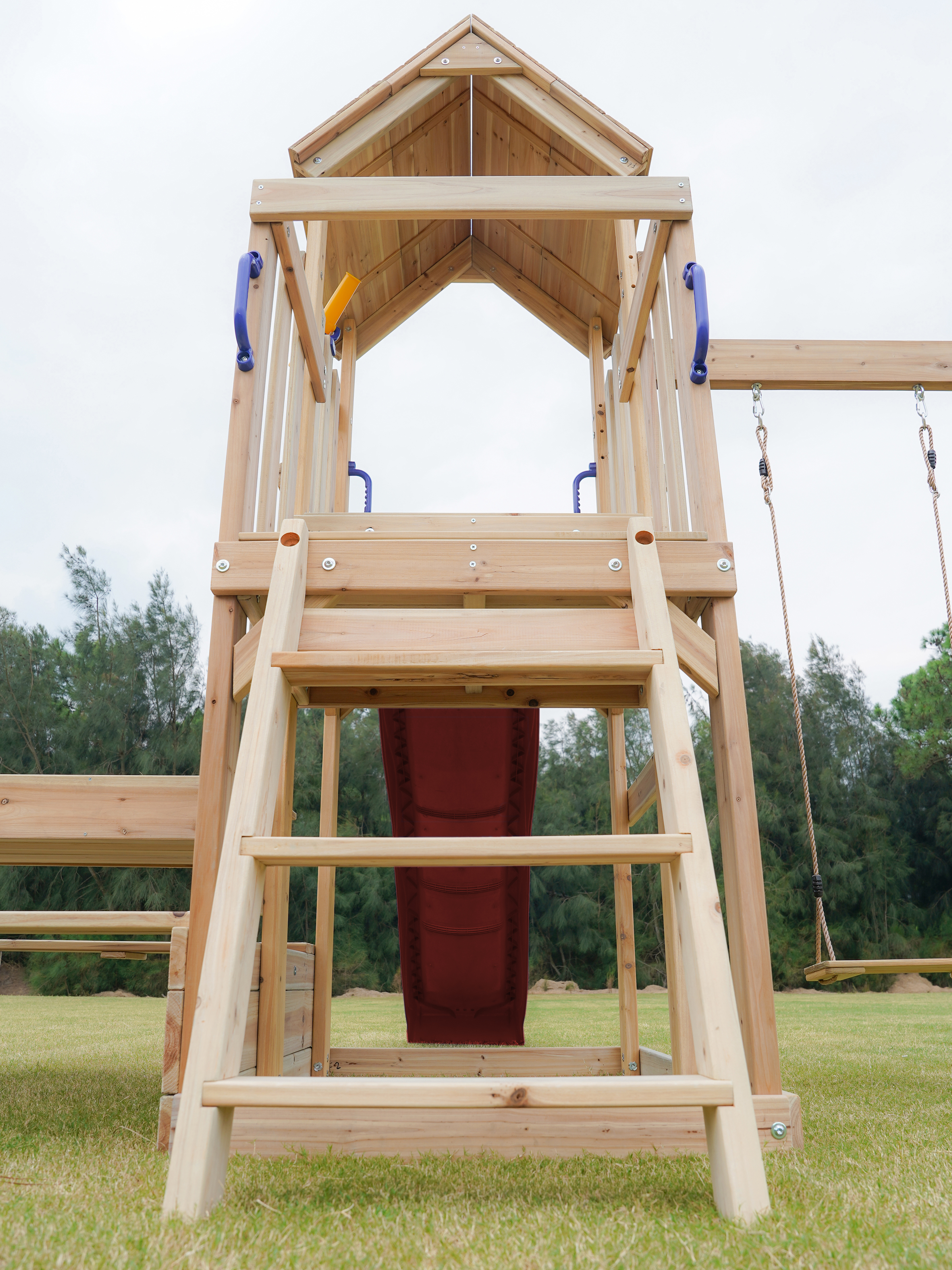 AXI Mette Playground with Double Swing Brown - Red Slide 