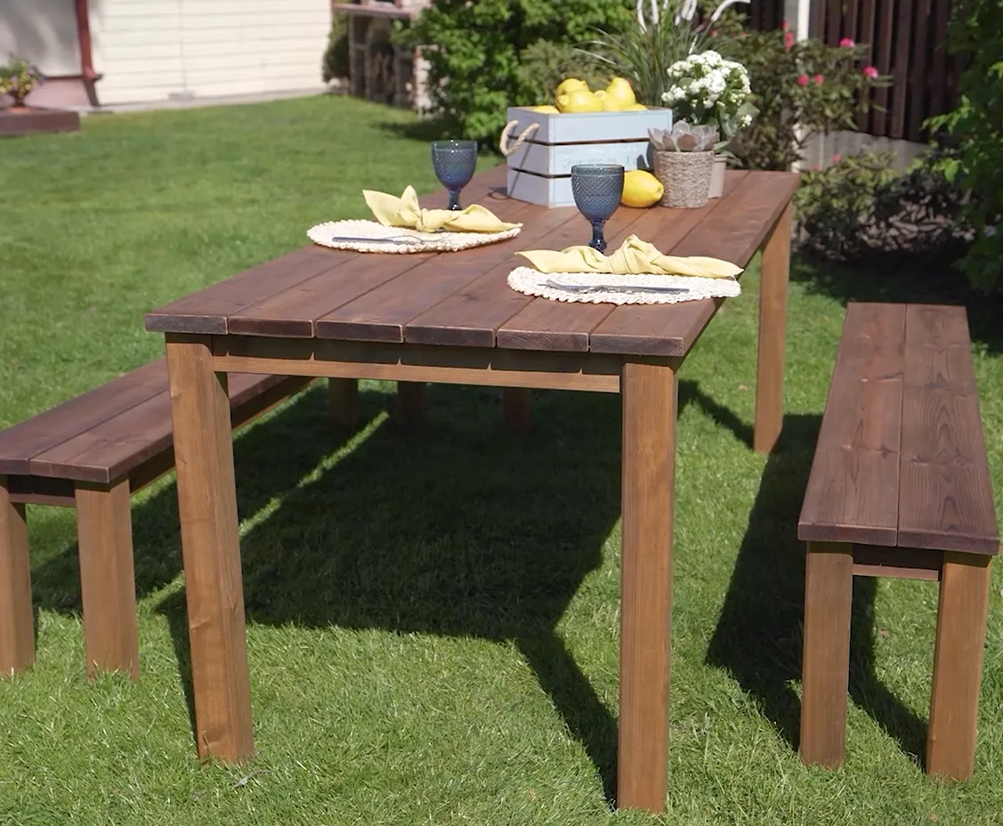 AXI Louise Table pique-nique avec bancs en bois Marron 200 cm 