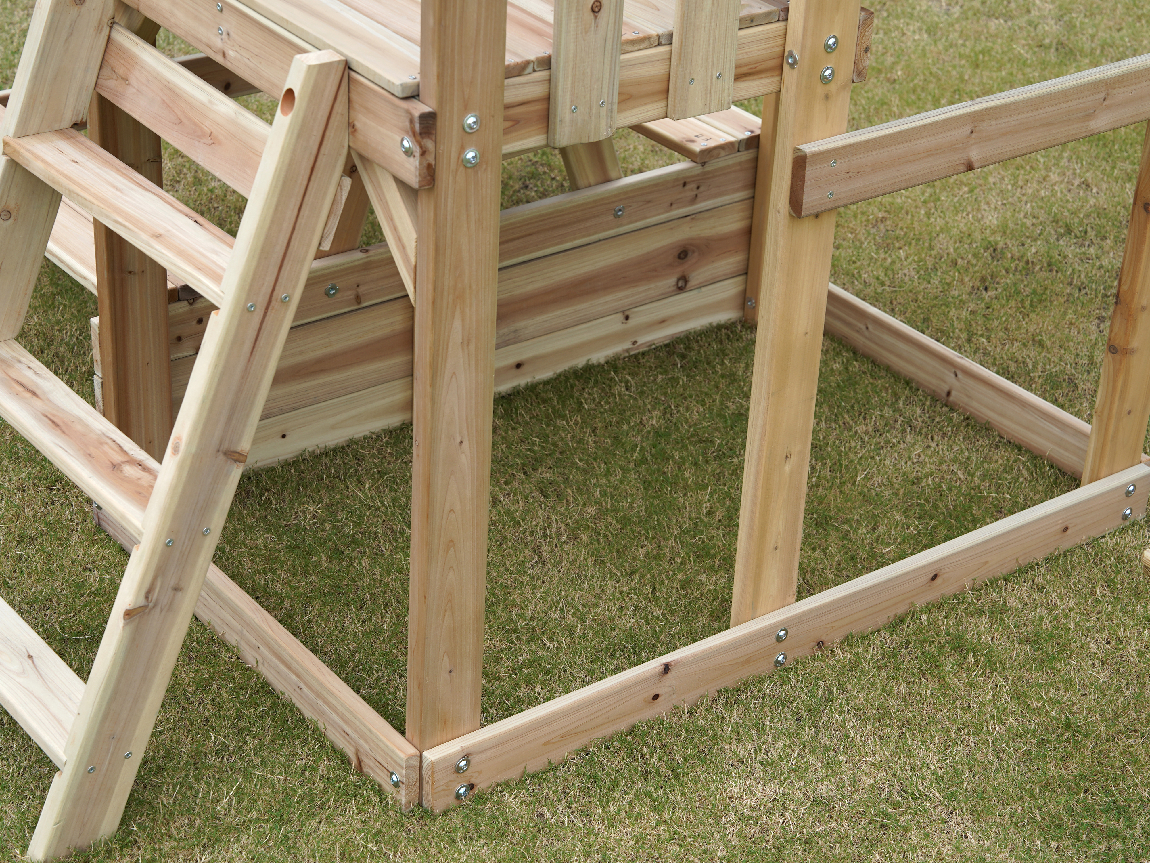 AXI Mette Climbing Frame with Double Swing Set and Picnic Table - White Slide
