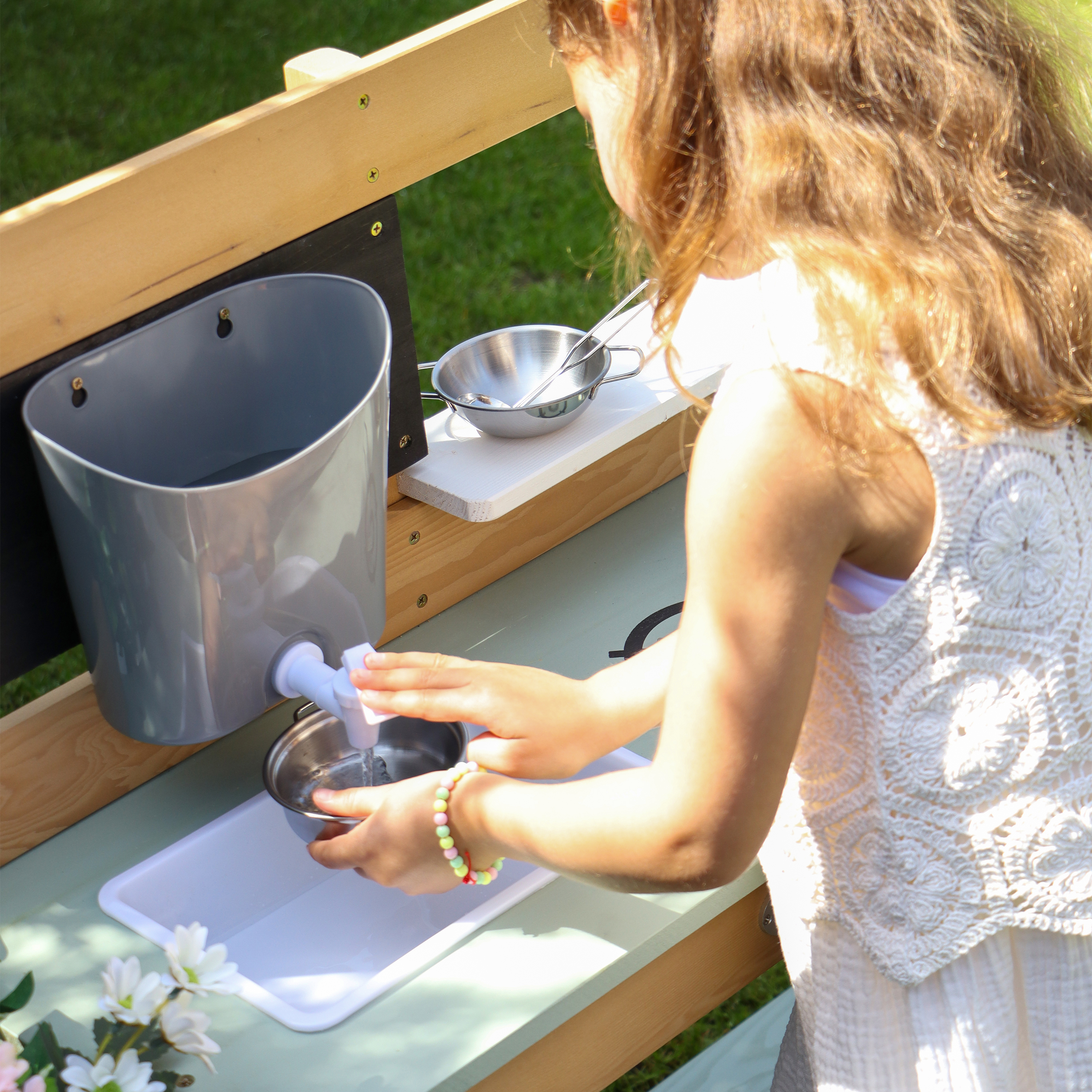 AXI Water Tank with Tap for Play Kitchen