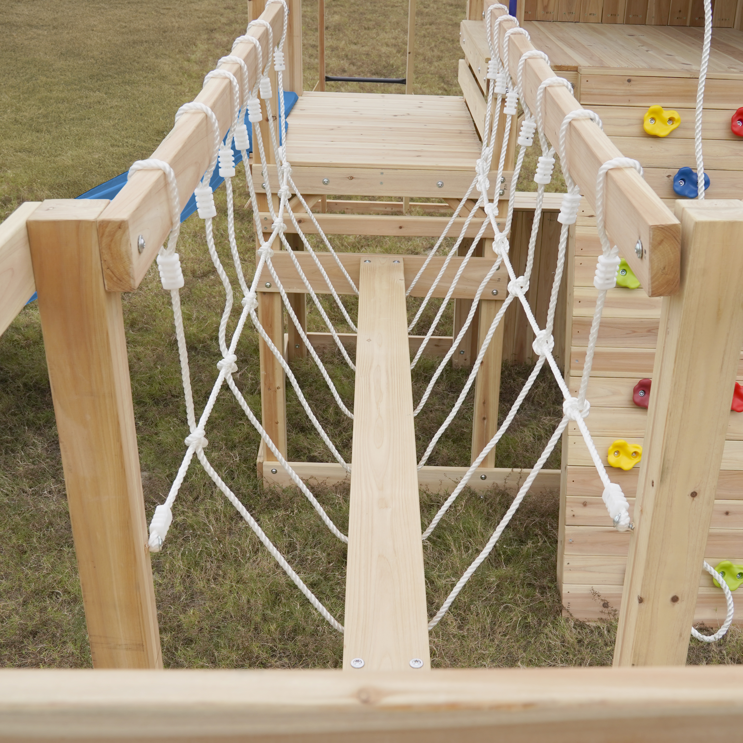 AXI Hunter Climbing Frame with Swings, Climbing Frame, Climbing Bridge and Multiple Platforms – Blue Double Slide