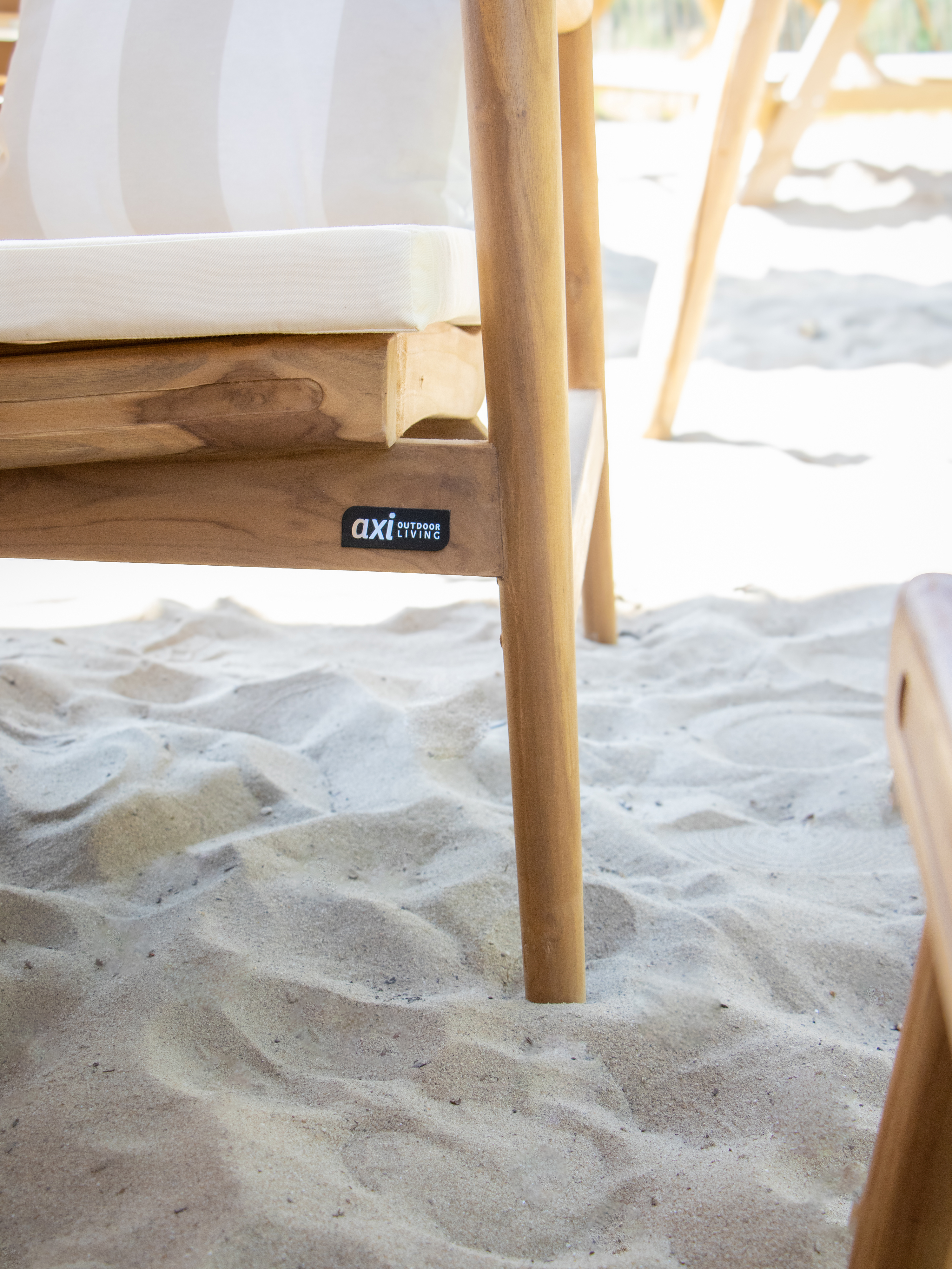 AXI June Lounge Set 4-piece with bench, table & 2 chairs - Teak/Cream