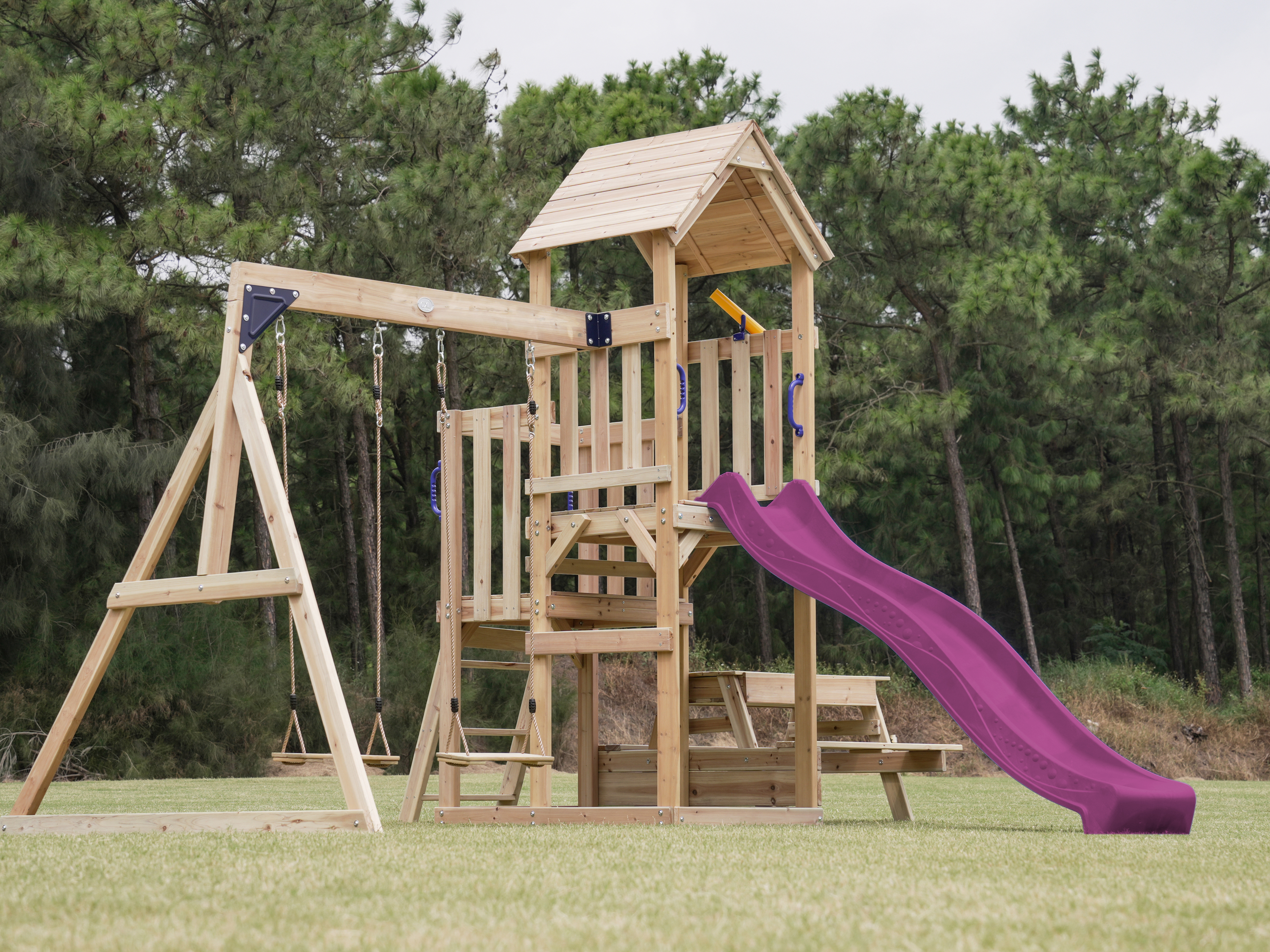 AXI Mette Aire de jeux avec balançoire double marron - violet toboggan