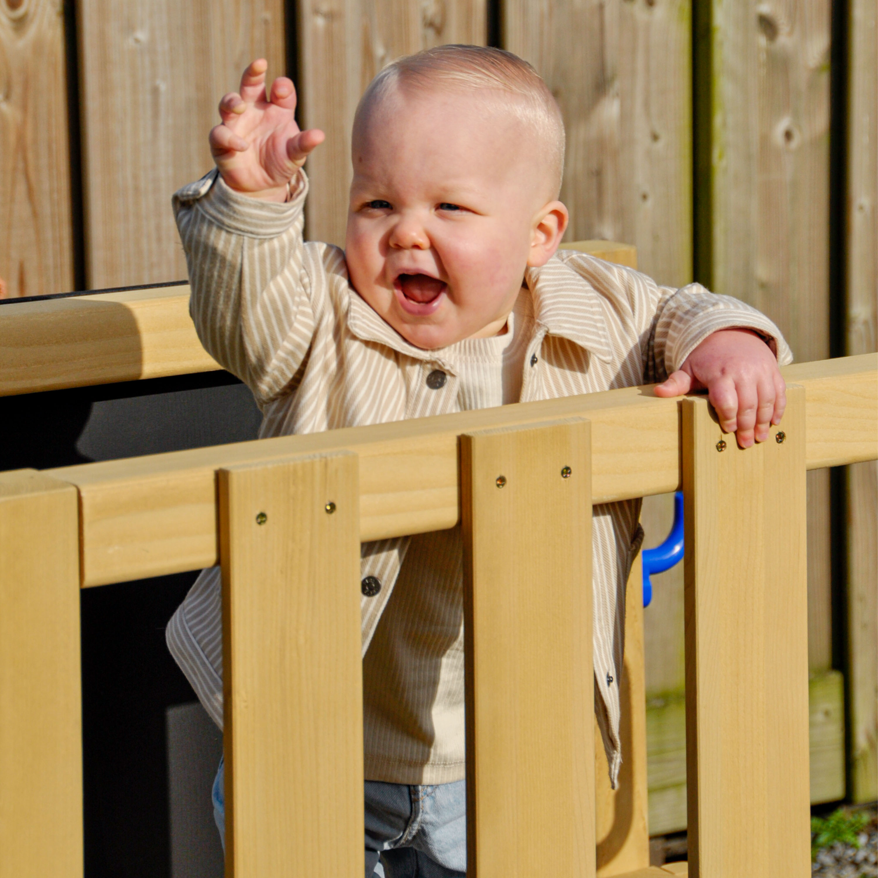 AXI Leah Mini Wooden Playtower with Sandbox. Picnic Table & Chalkboard – White Slide