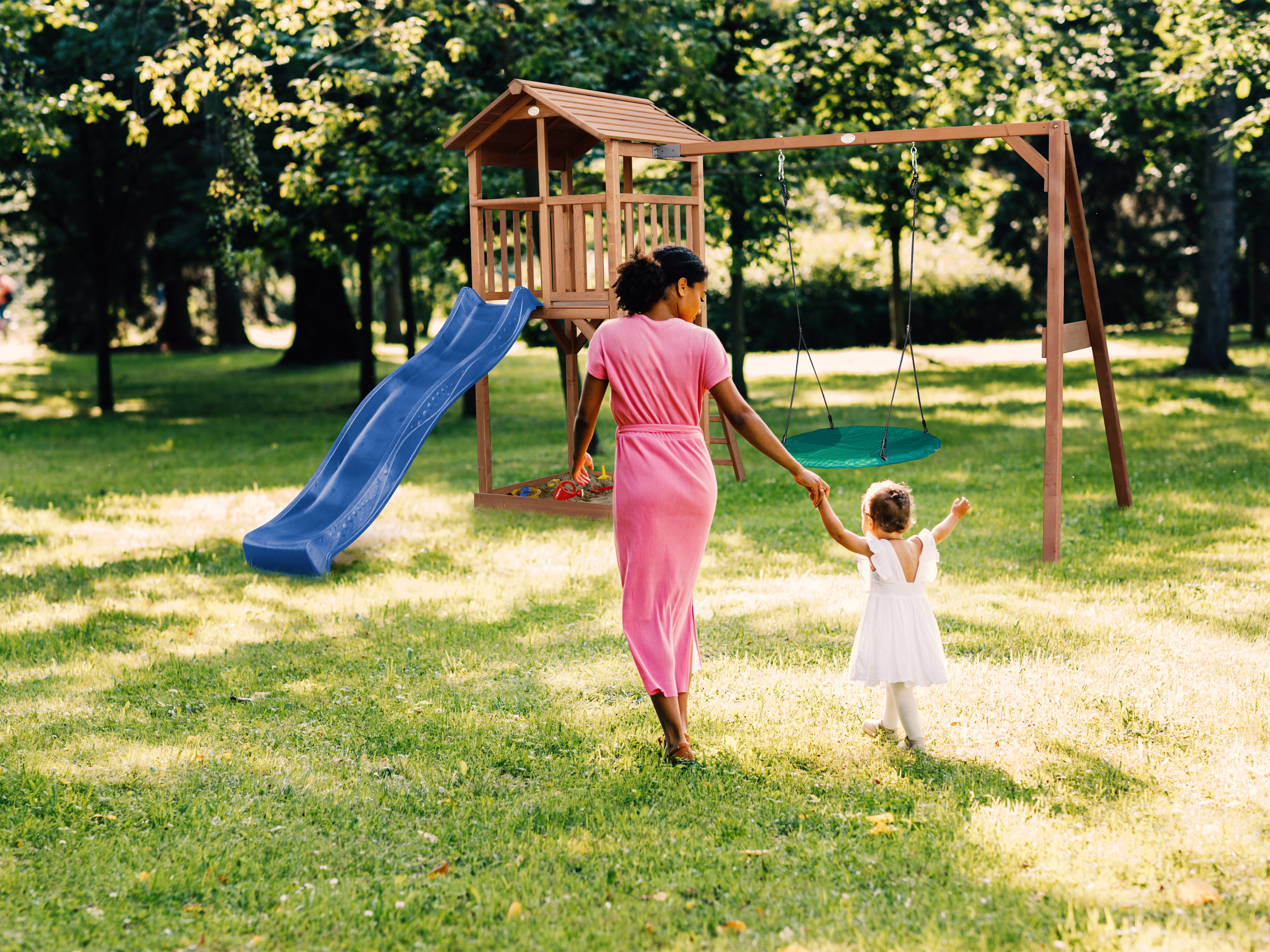 AXI Beach Tower with Summer Nest Swing Set Brown - Blue Slide