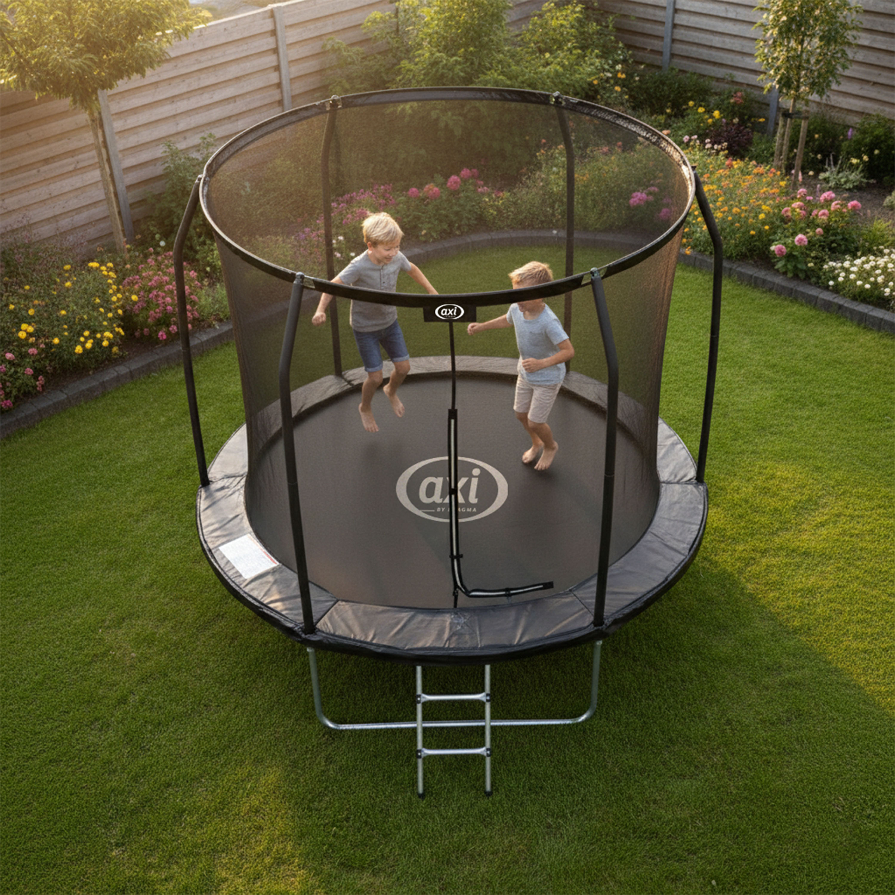 AXI Houston Trampoline Ø 244 cm with ladder – Onground – Black