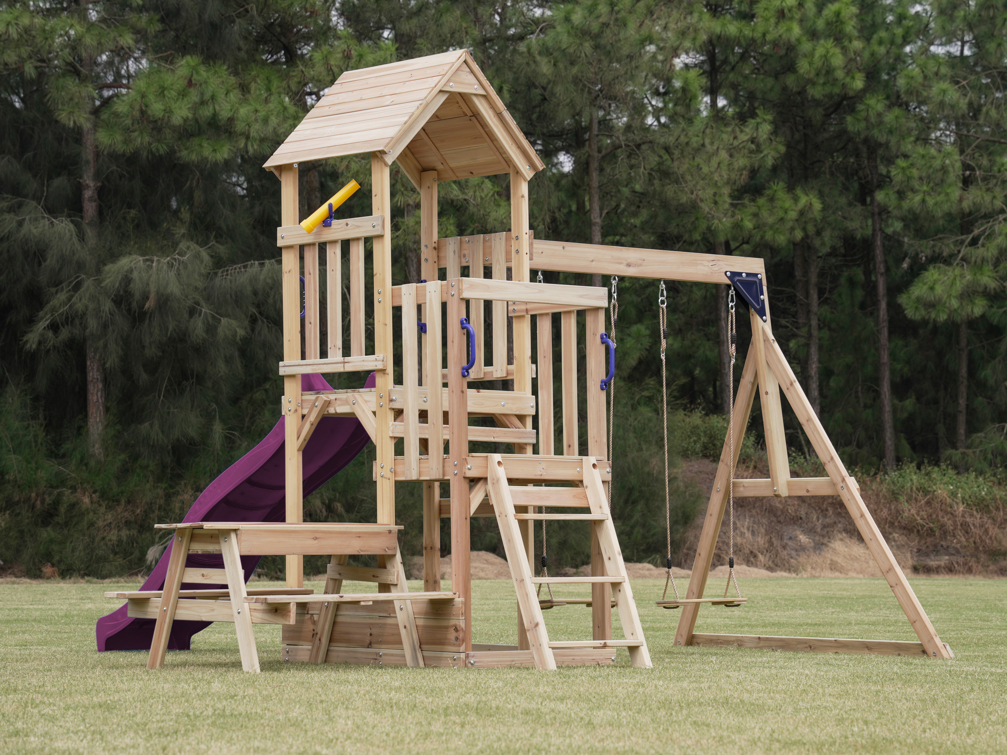 AXI Mette Aire de jeux avec balançoire double marron - violet toboggan