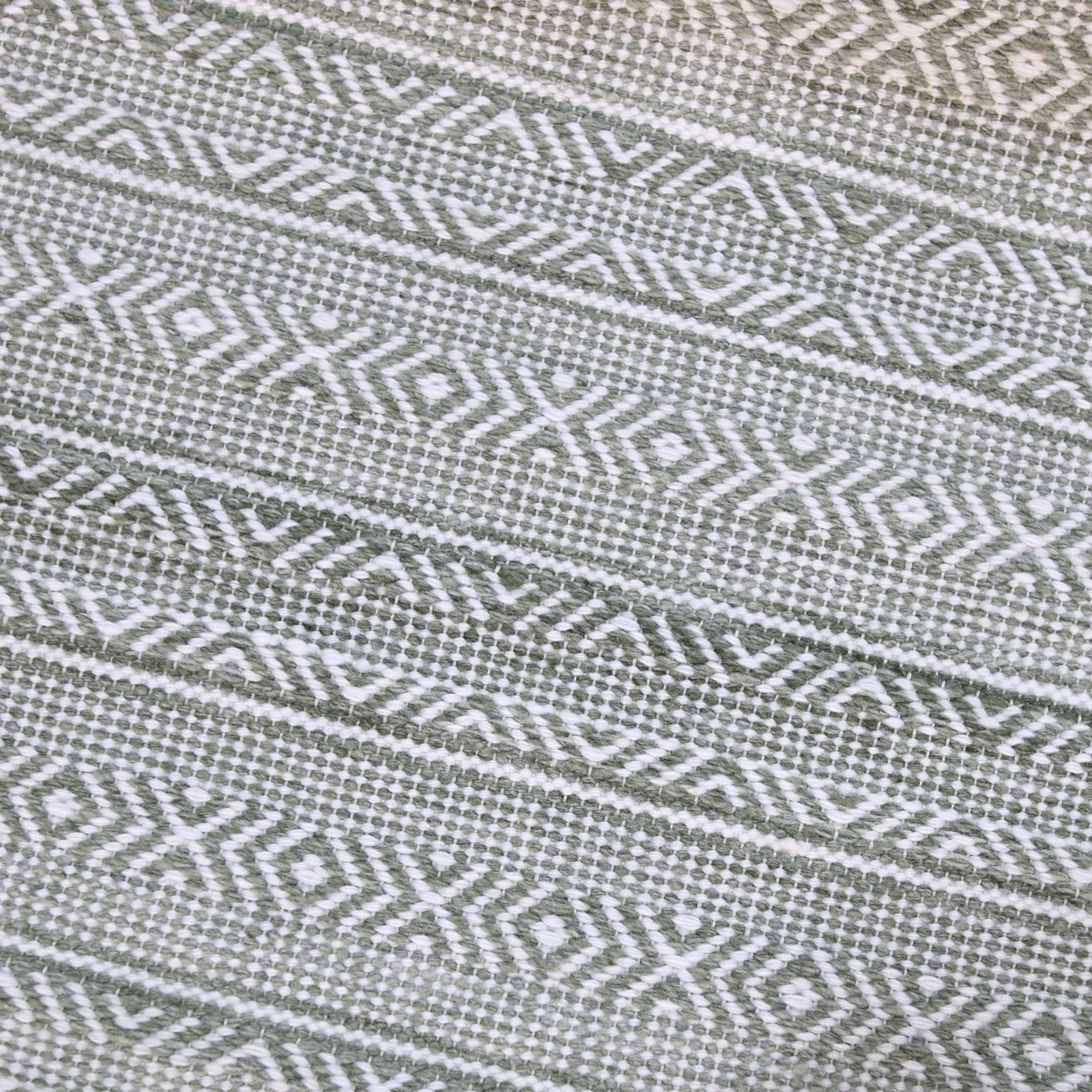 AXI Rhodos Outdoor Rug – 140 x 200 cm - Green