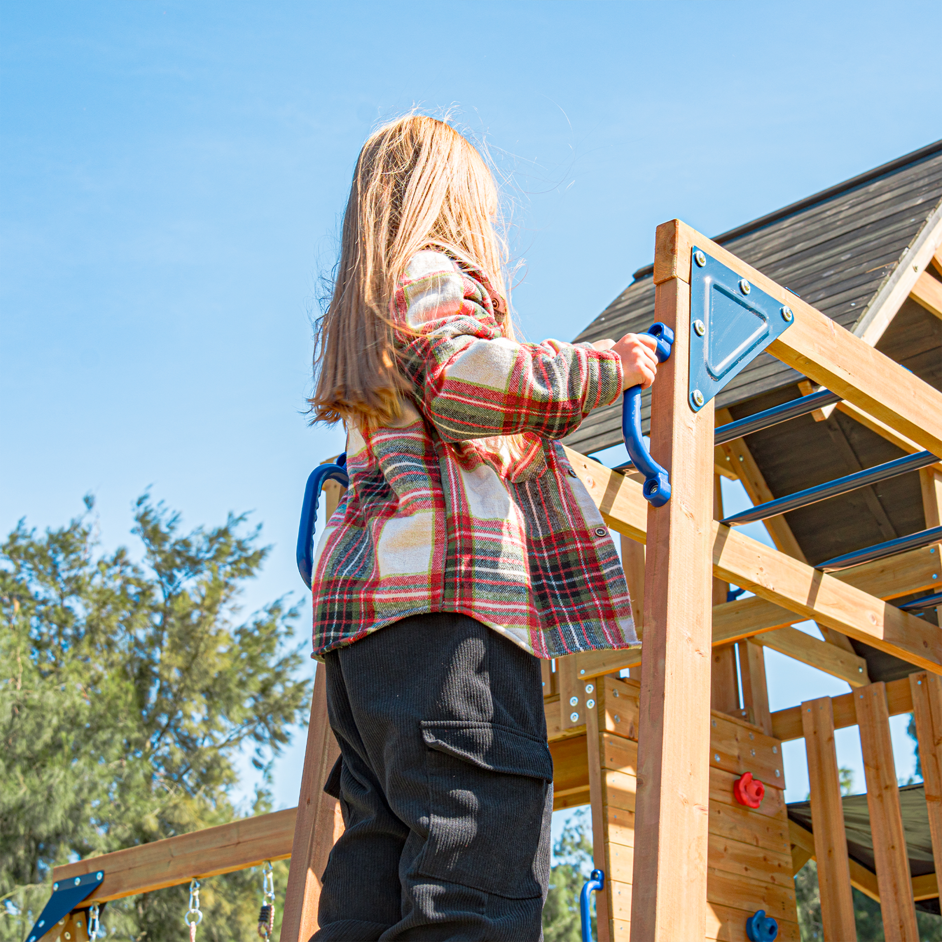 AXI Mitch Climbing Frame with Double Swing, Trapeze and Lookout Tower – Blue Slide