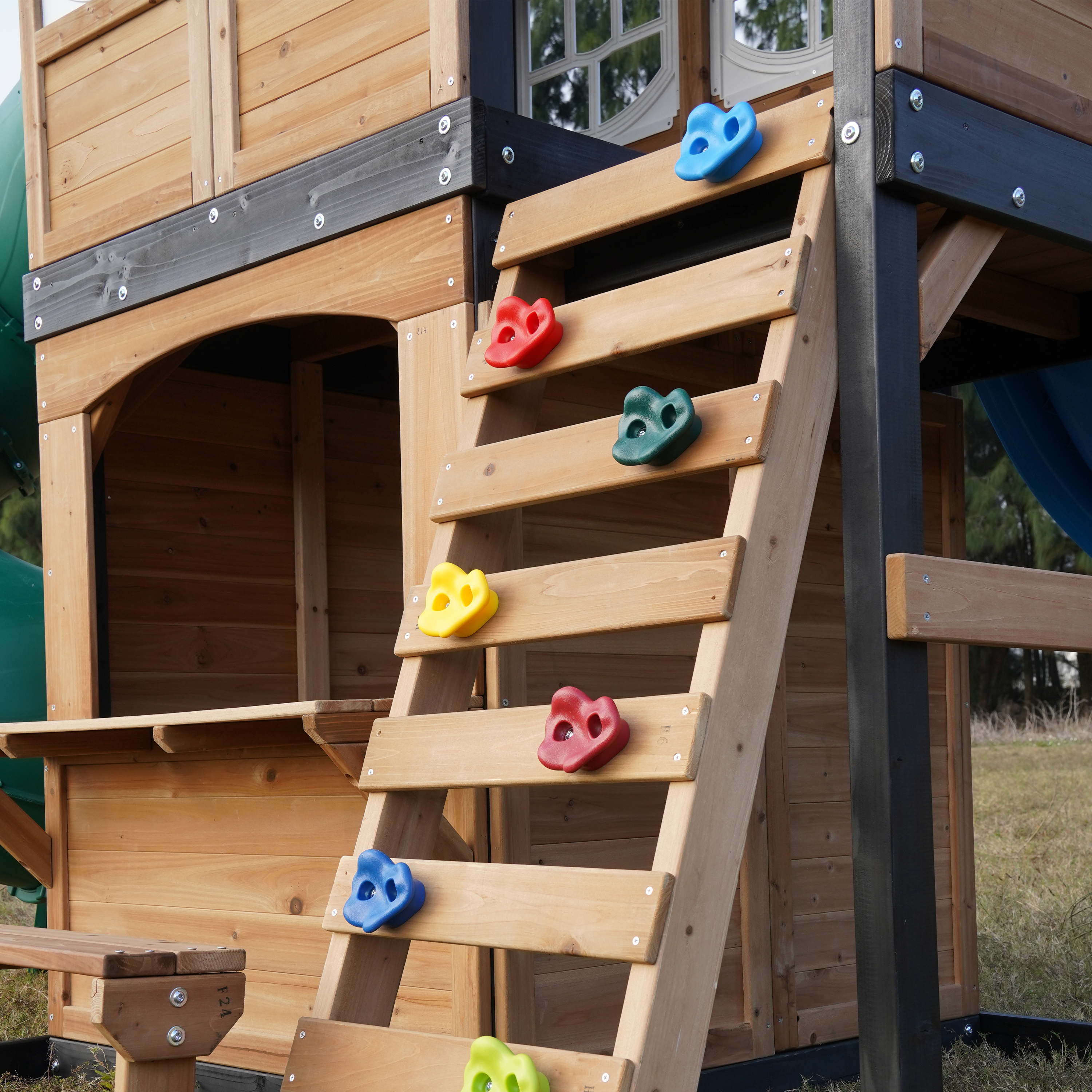AXI Noud Climbing Frame with Playhouse, Swings, Trapeze and Climbing Wall – Purple Slide and Tube Slide