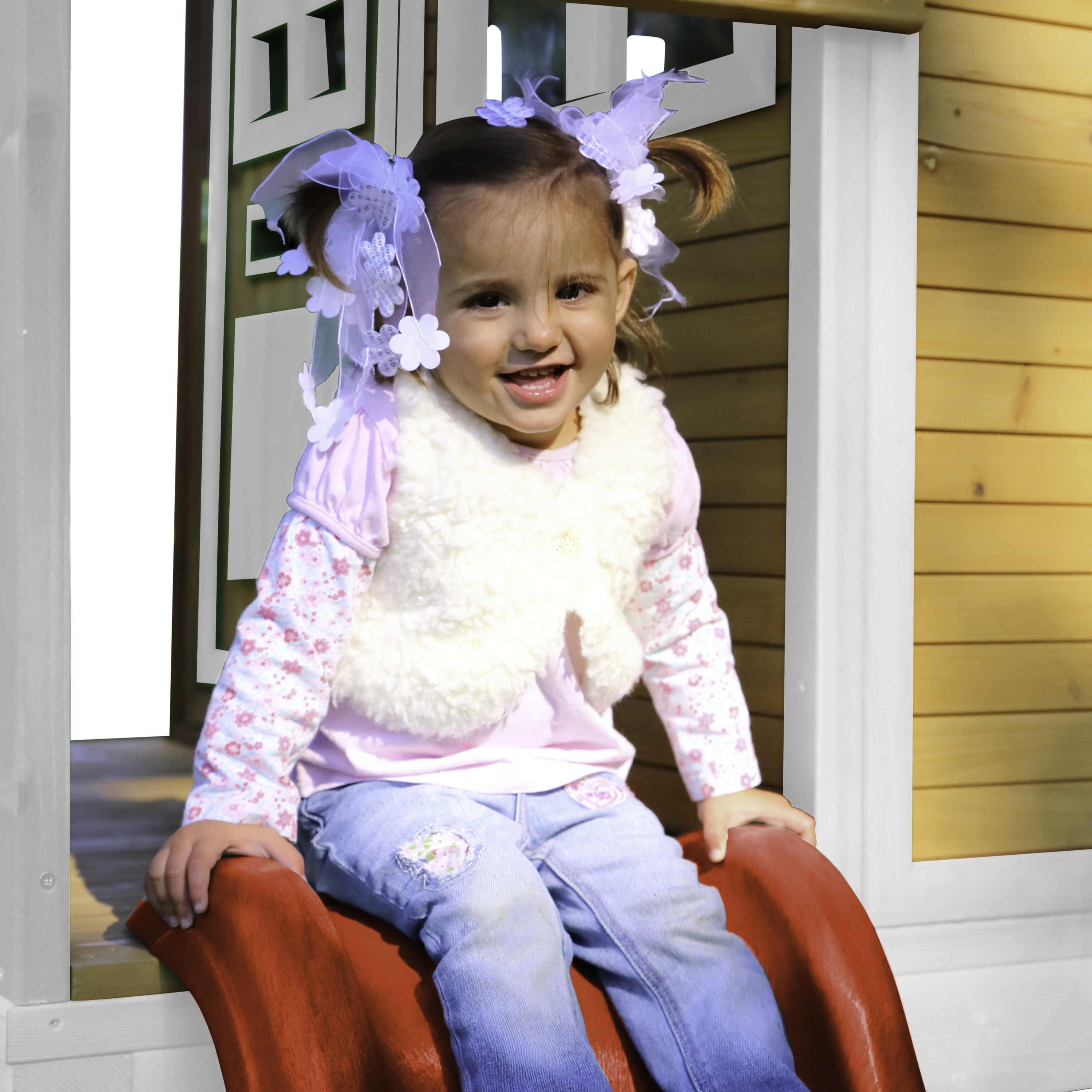 AXI Laura Playhouse Brown/White - Red Slide