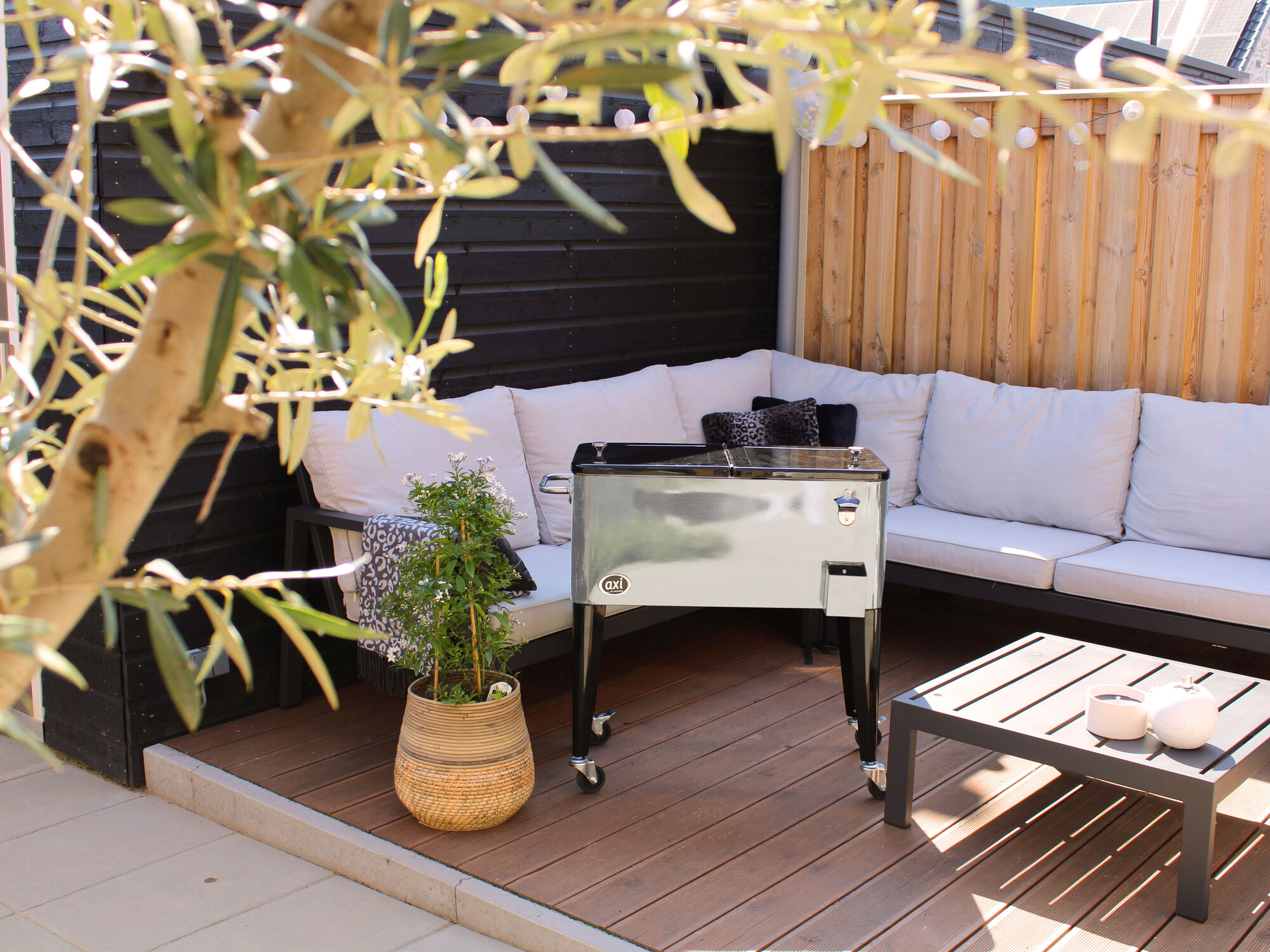 sfeerfoto AXI Retro Cooler RVS