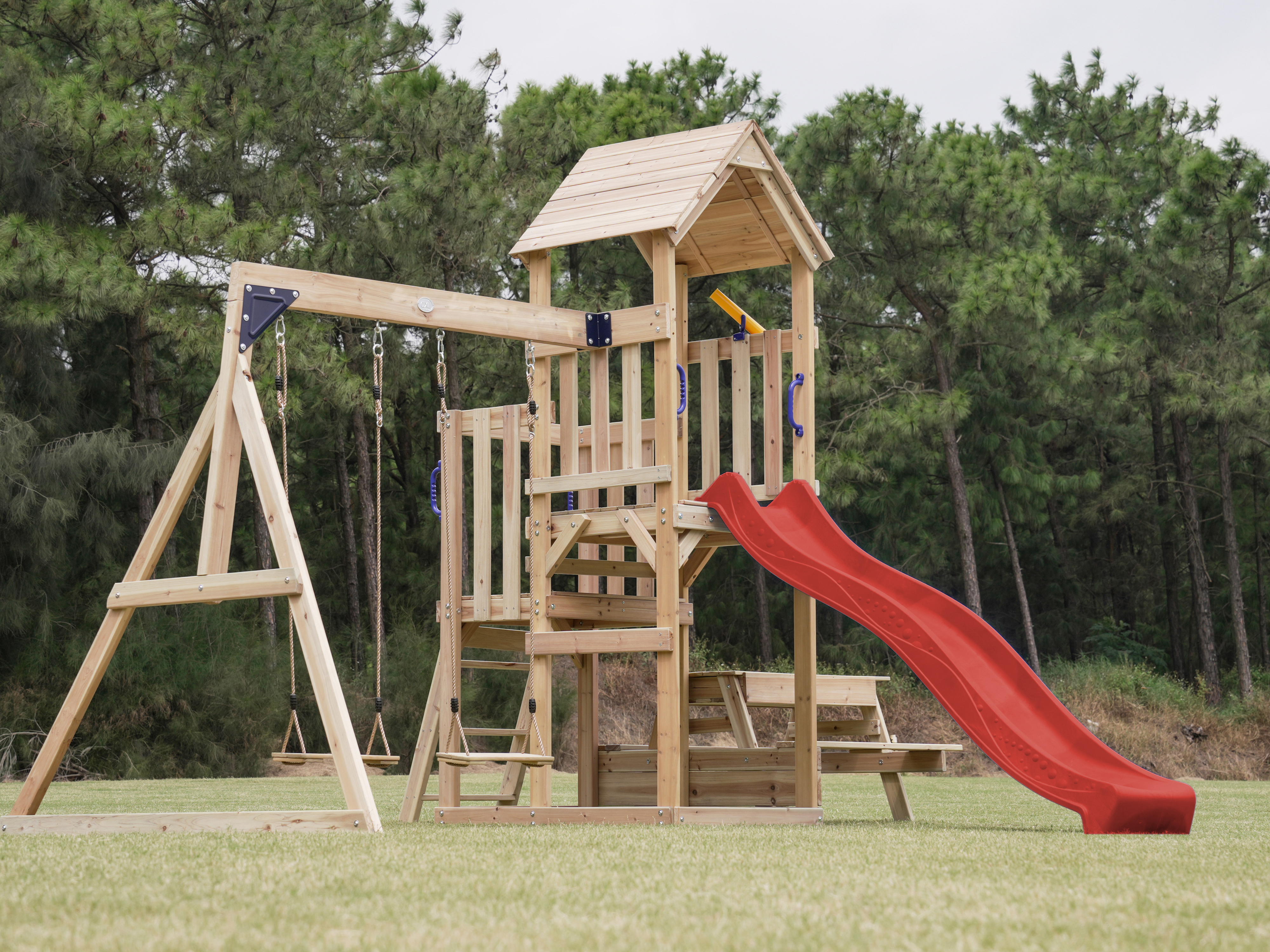 AXI Mette Playground with Double Swing Brown - Red Slide 
